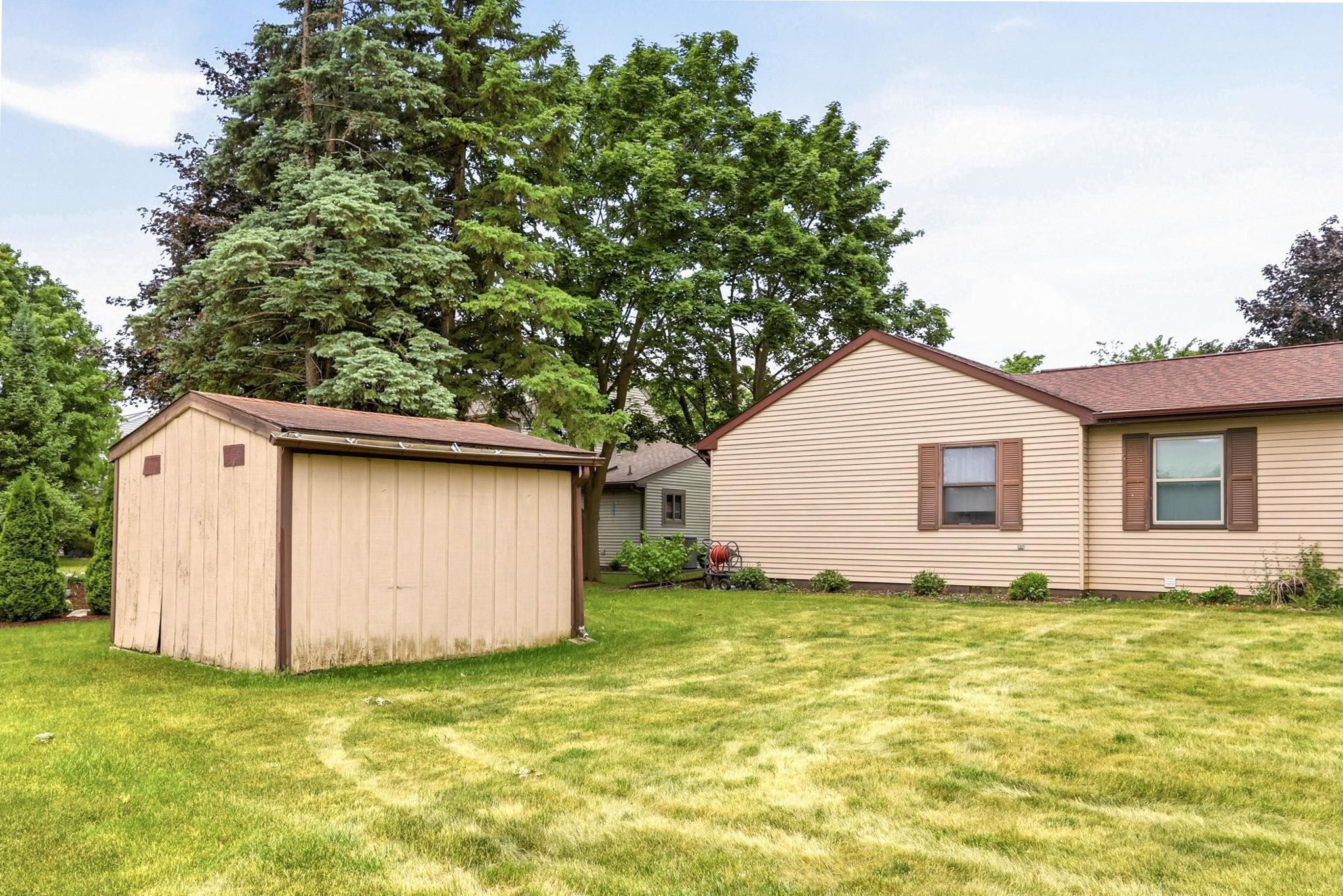 449 Zehnder Drive, Frankenmuth, MI 48734 — Photo 32