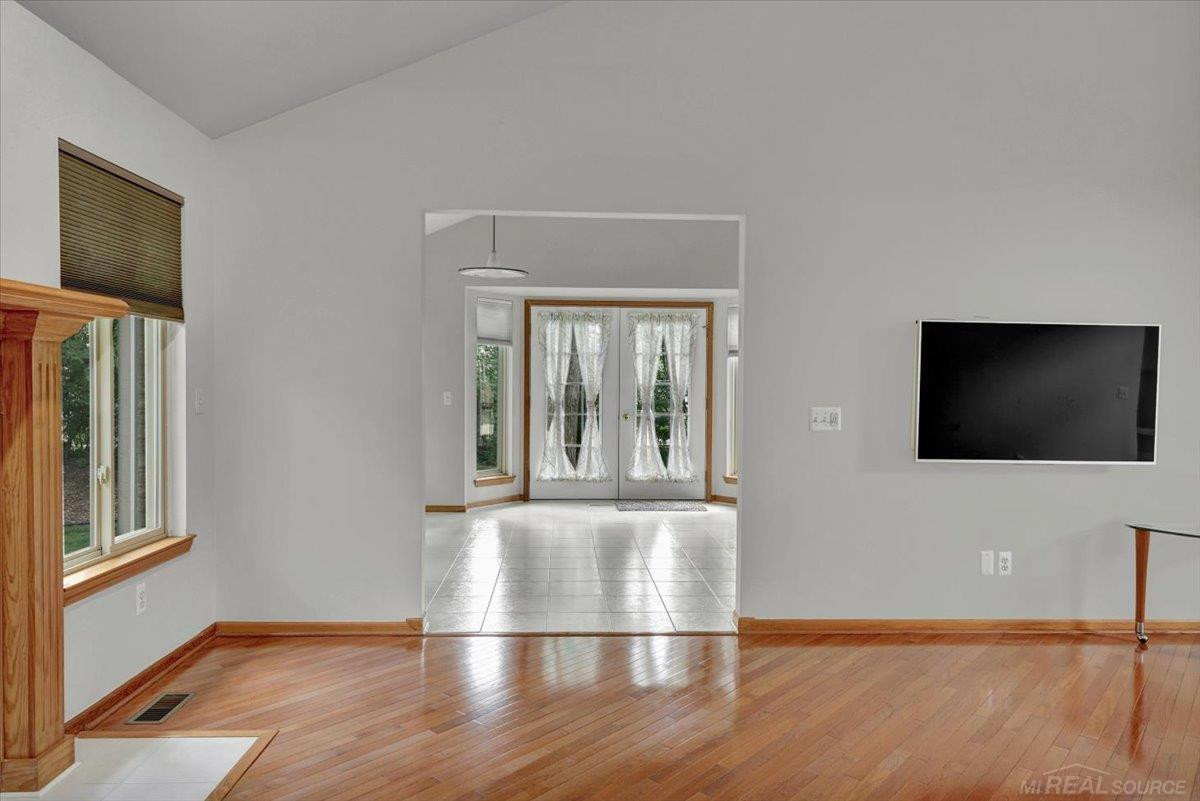 15634 Corso Drive, Clinton Twp, MI 48035 — Photo 7