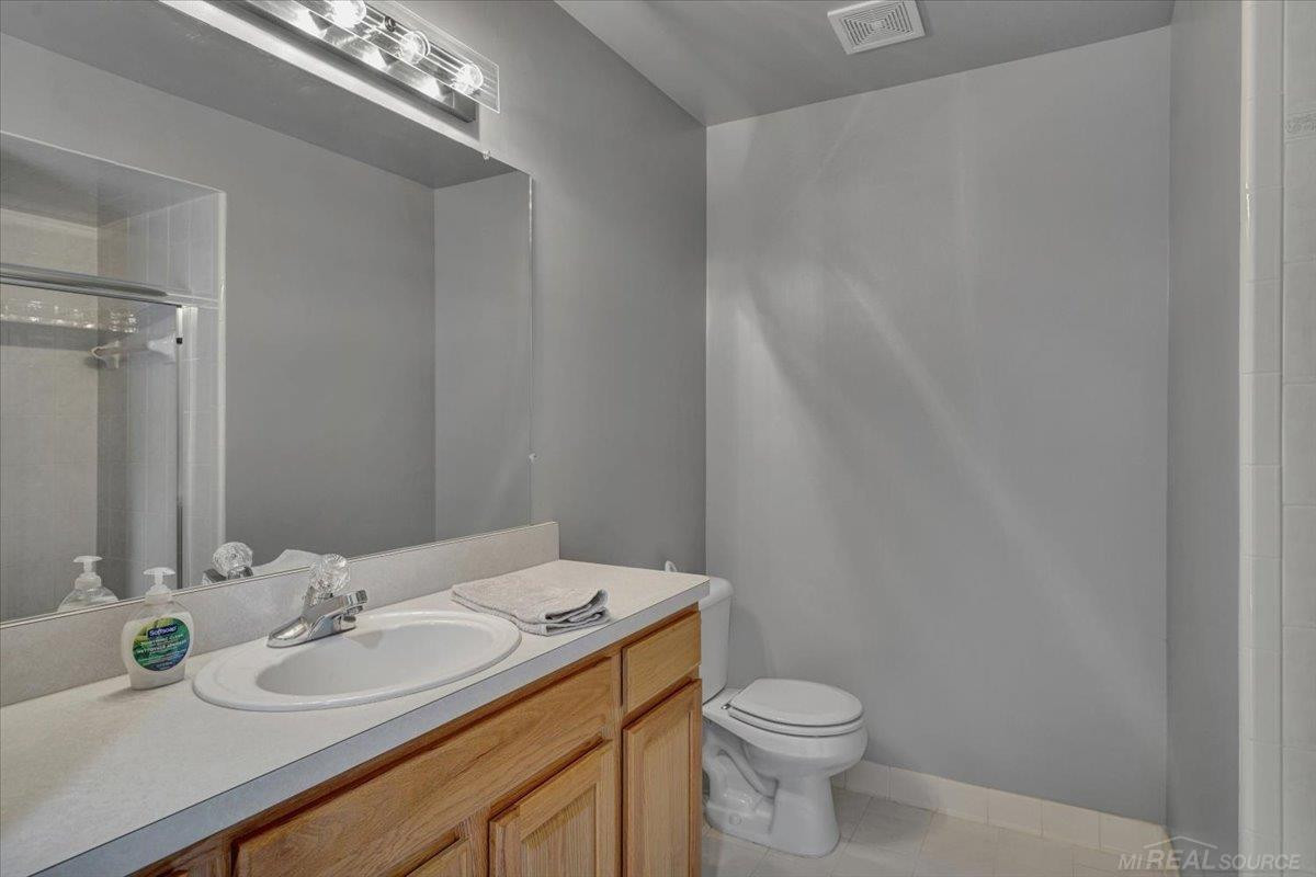 15634 Corso Drive, Clinton Twp, MI 48035 — Photo 17