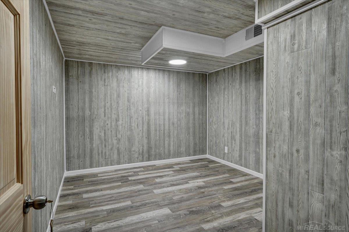 15634 Corso Drive, Clinton Twp, MI 48035 — Photo 25