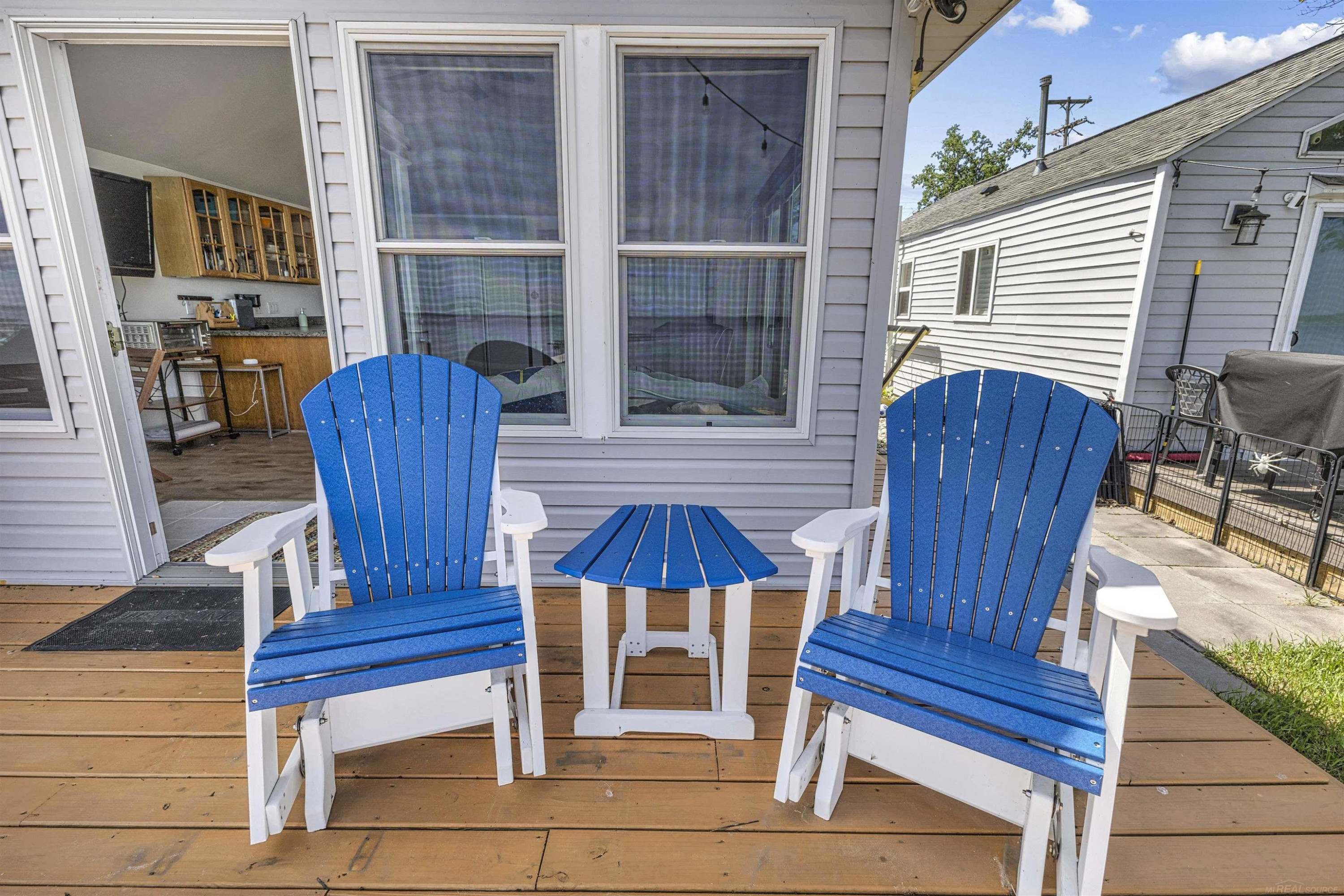204 Broadway Avenue, 2, Houghton Lake, MI 48629