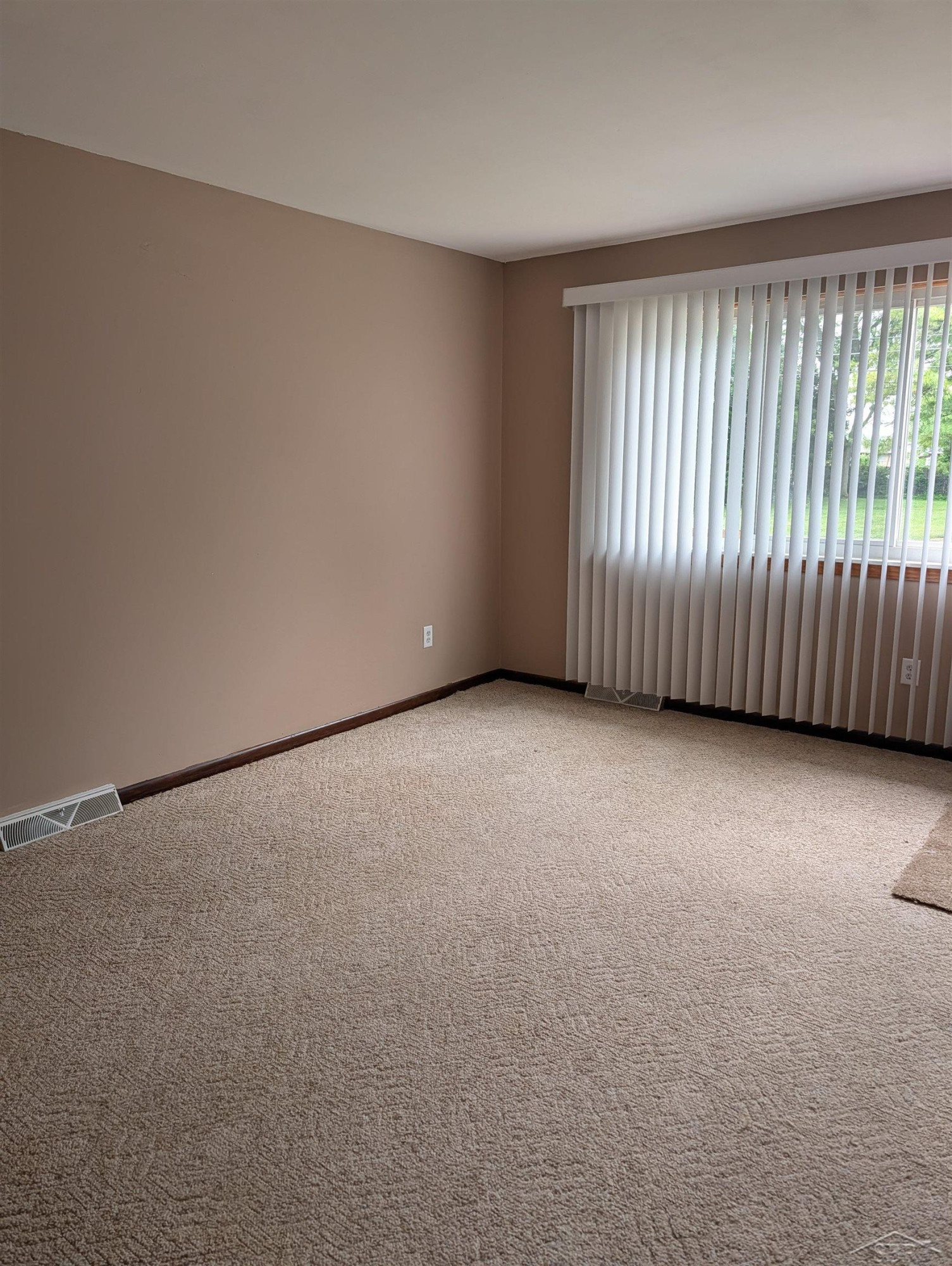 811 N Fayette Street, 813, Saginaw, MI 48602 — Photo 5