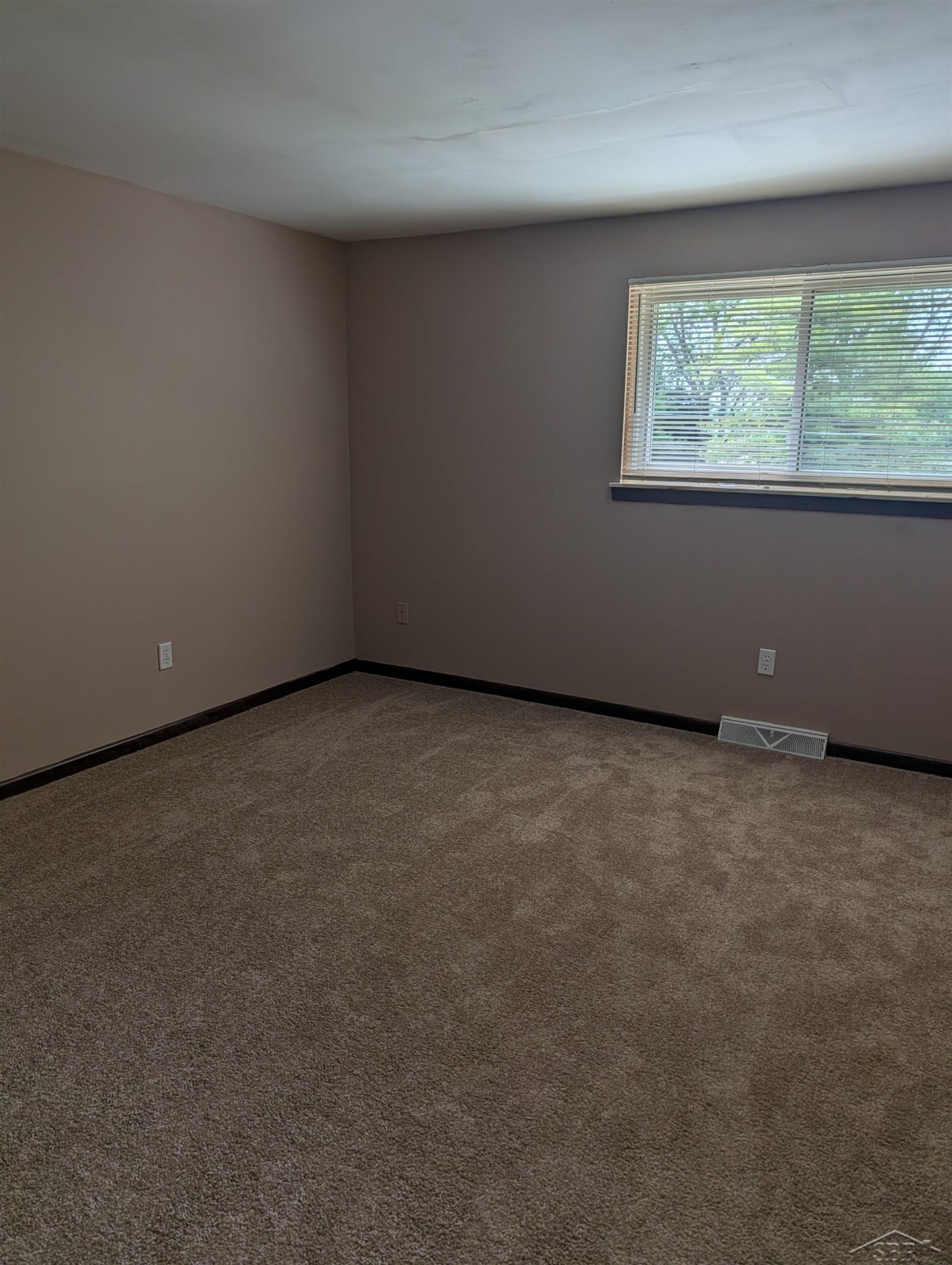 811 N Fayette Street, 813, Saginaw, MI 48602 — Photo 12