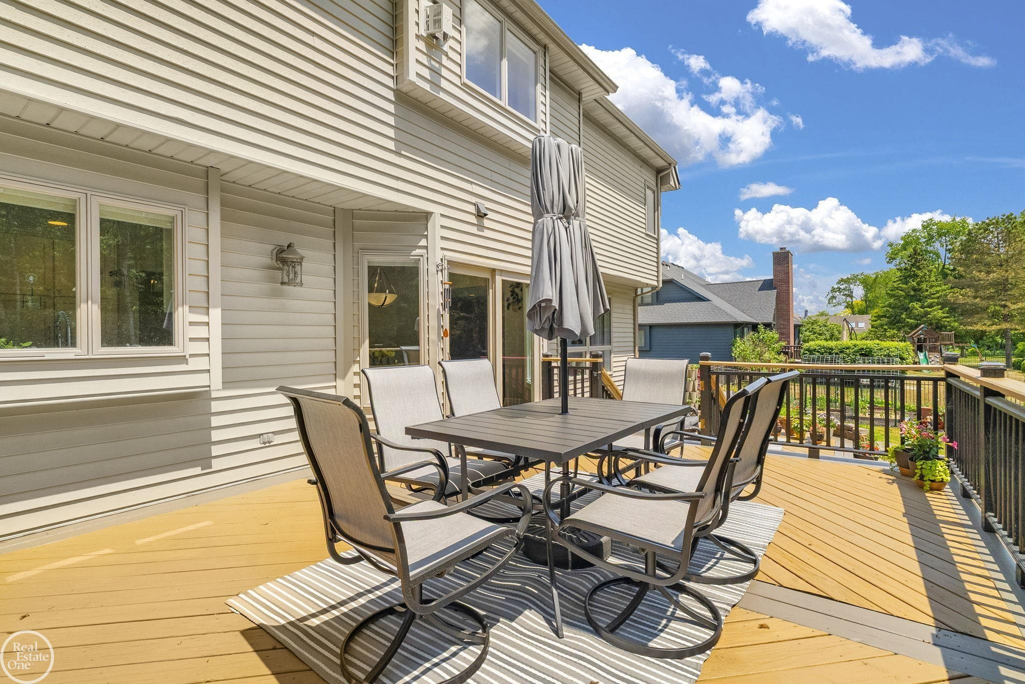 3007 Shorewood Boulevard, MI 48059 — Photo 14