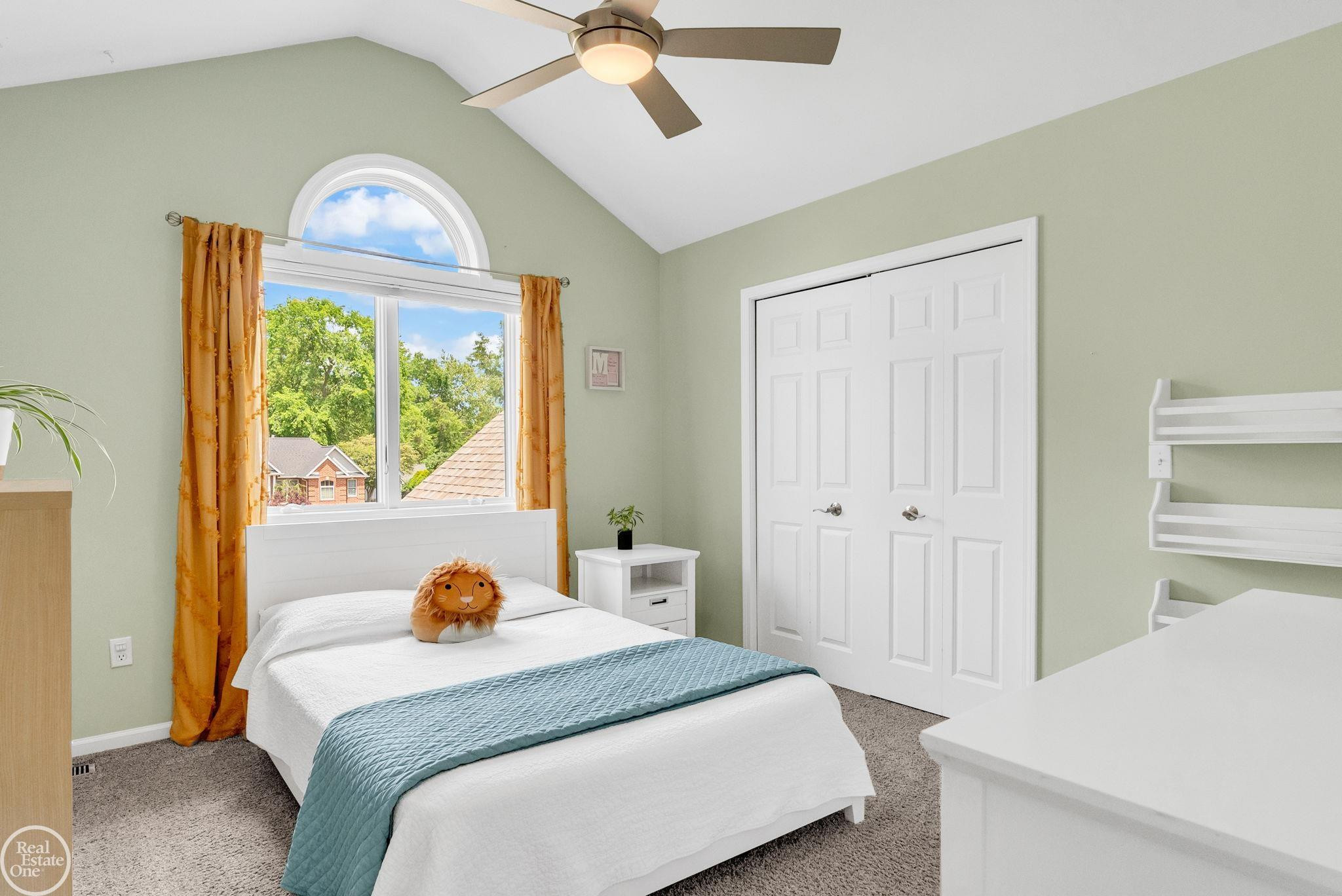 3007 Shorewood Boulevard, MI 48059 — Photo 54