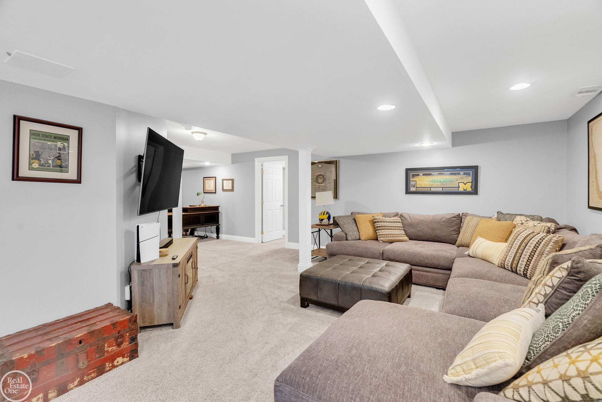 3007 Shorewood Boulevard, MI 48059 — Photo 65
