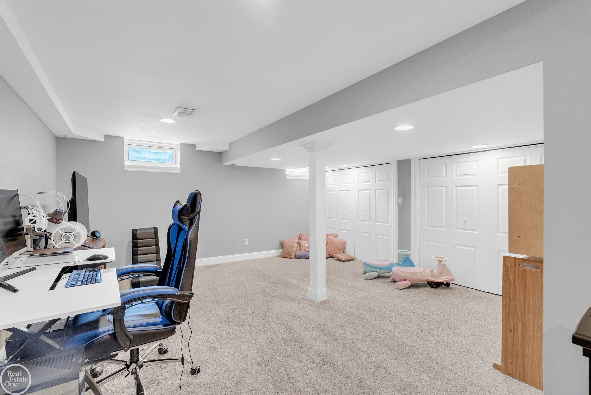 3007 Shorewood Boulevard, MI 48059 — Photo 68