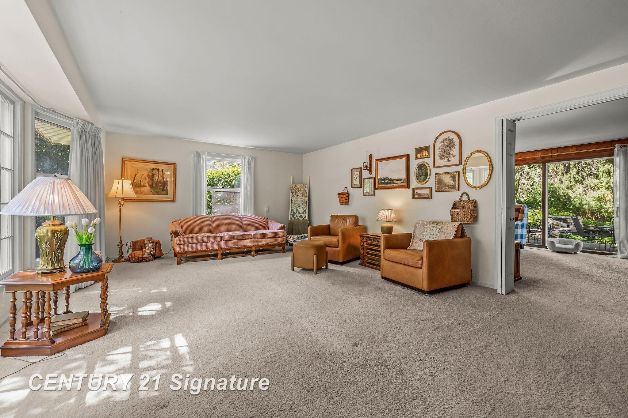 358 Somerset Road, Saginaw, MI 48638 — Photo 9