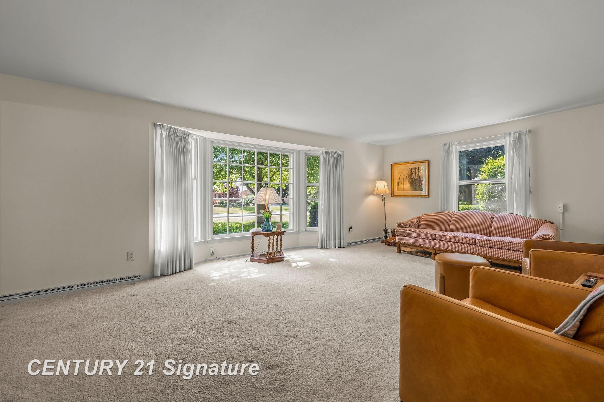 358 Somerset Road, Saginaw, MI 48638 — Photo 10