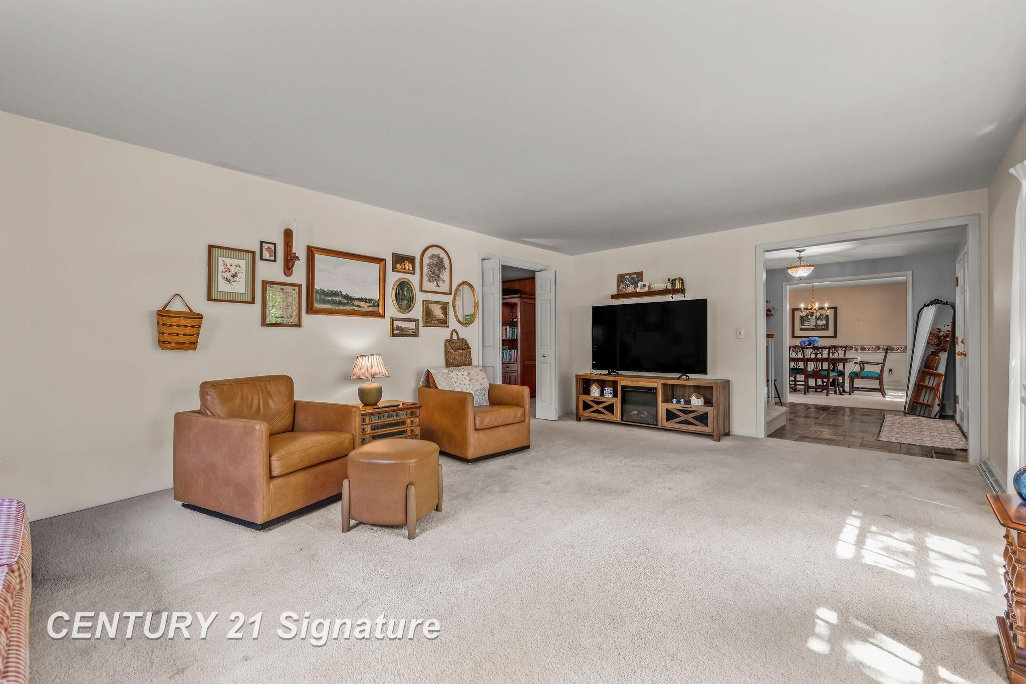 358 Somerset Road, Saginaw, MI 48638 — Photo 11
