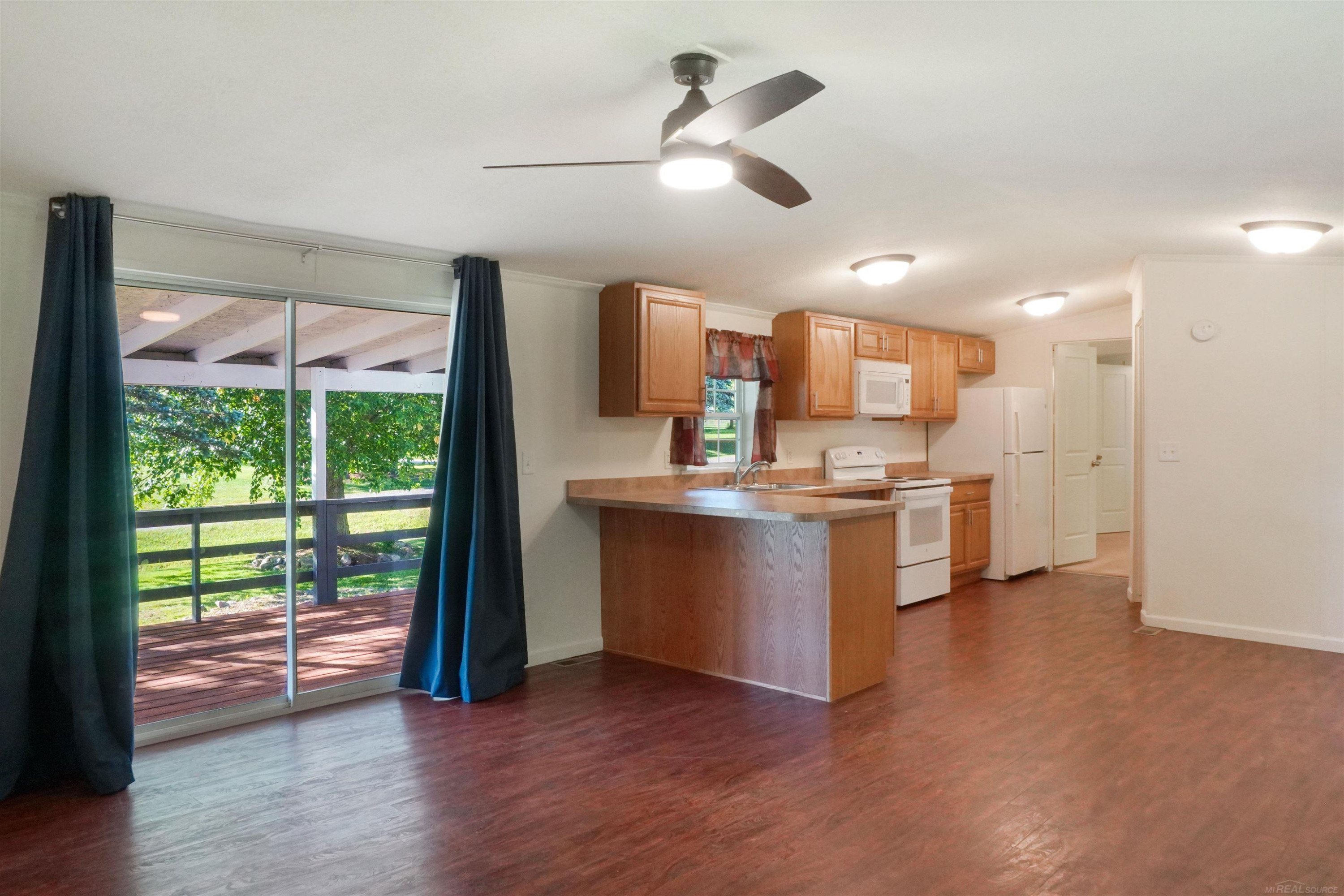 1832 Manchester Drive, Lapeer, MI 48446 — Photo 7