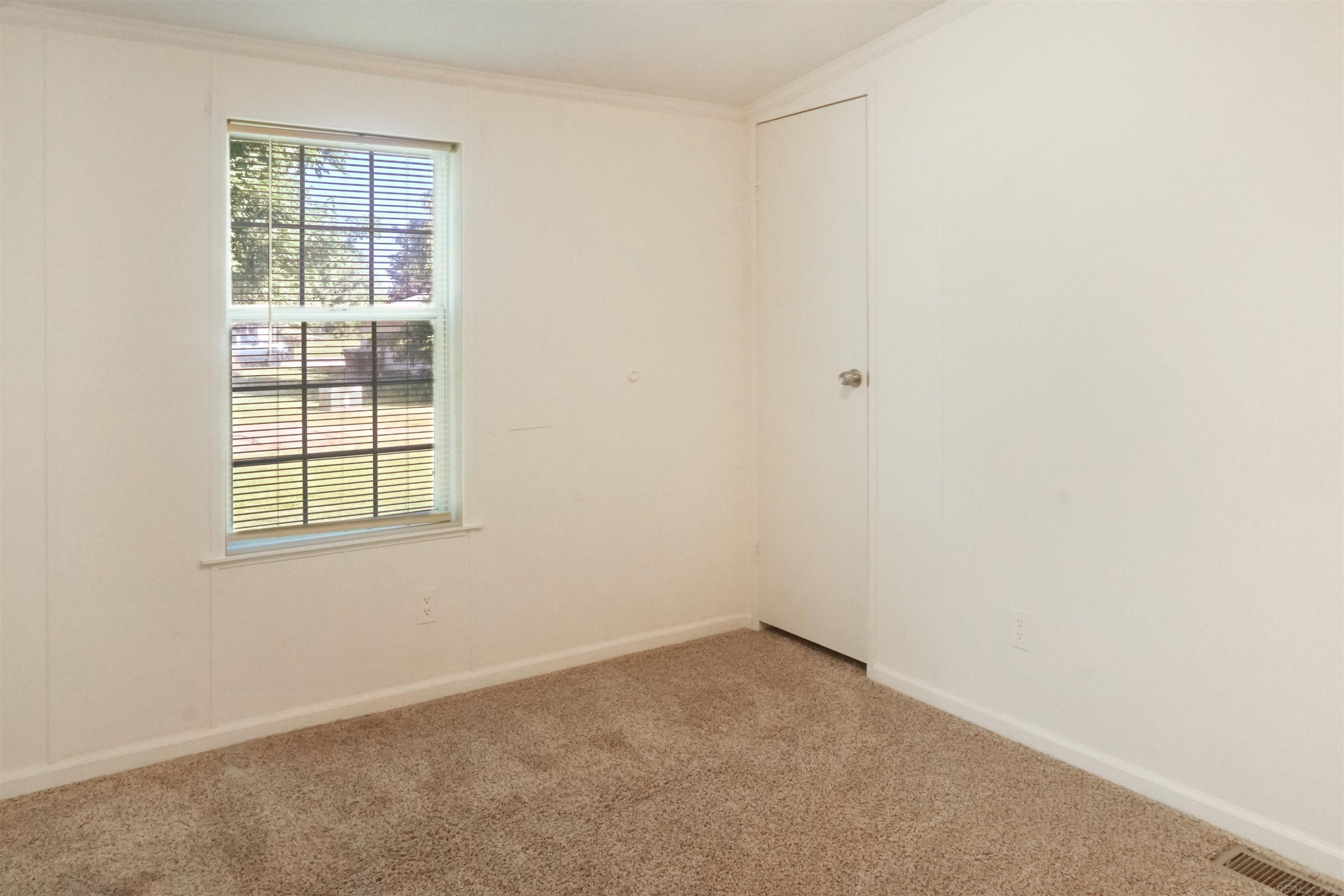 1832 Manchester Drive, Lapeer, MI 48446 — Photo 15
