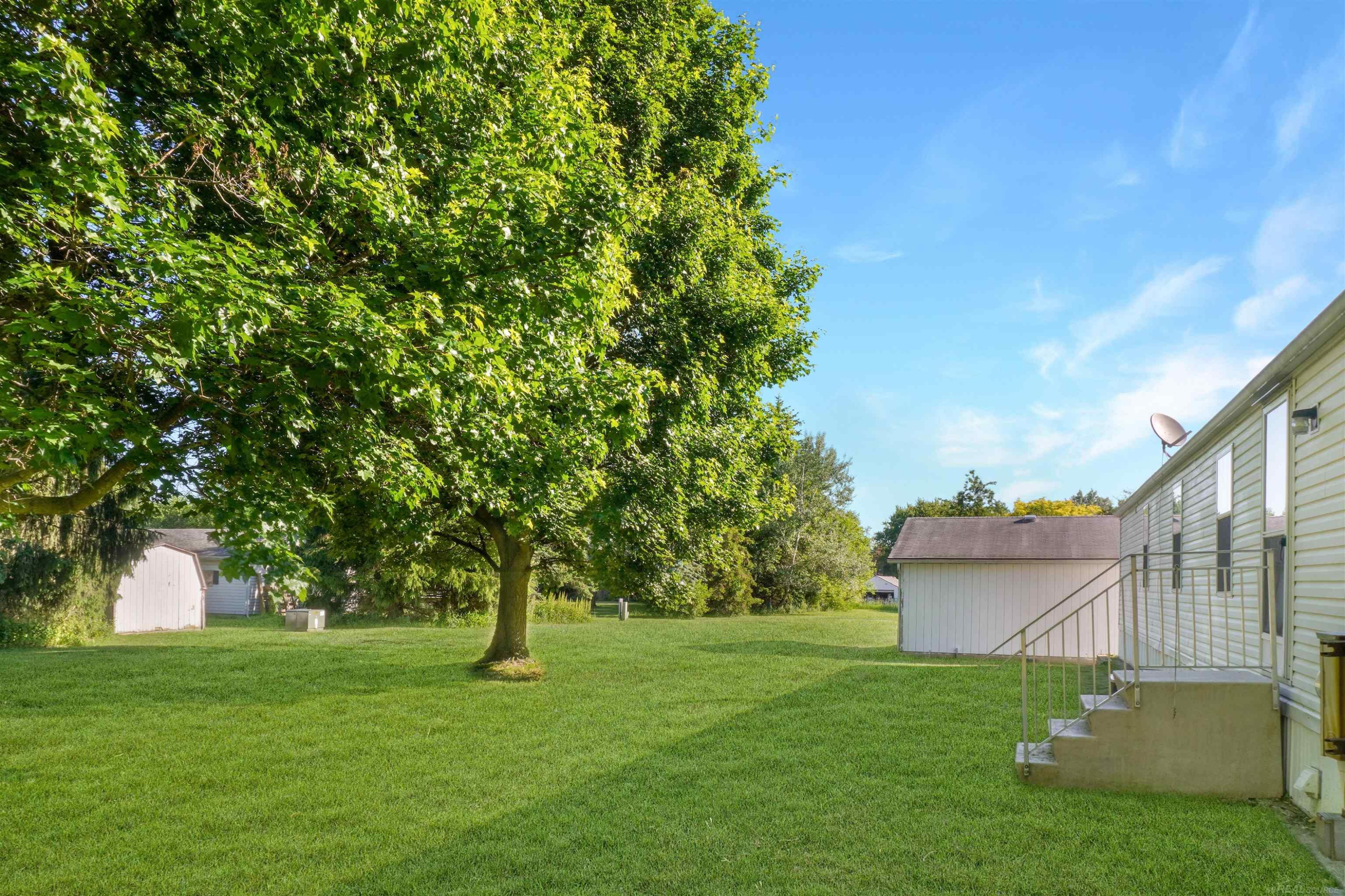 1832 Manchester Drive, Lapeer, MI 48446 — Photo 25