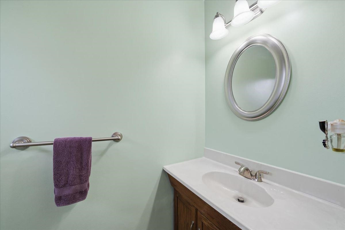 5191 Saint Richard Drive, Utica, MI 48316 — Photo 22