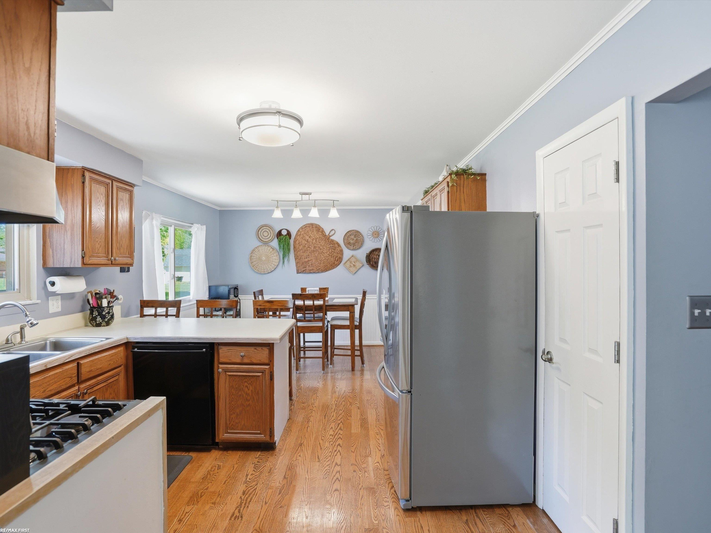 4112 Thorney Drive, Utica, MI 48316 — Photo 19