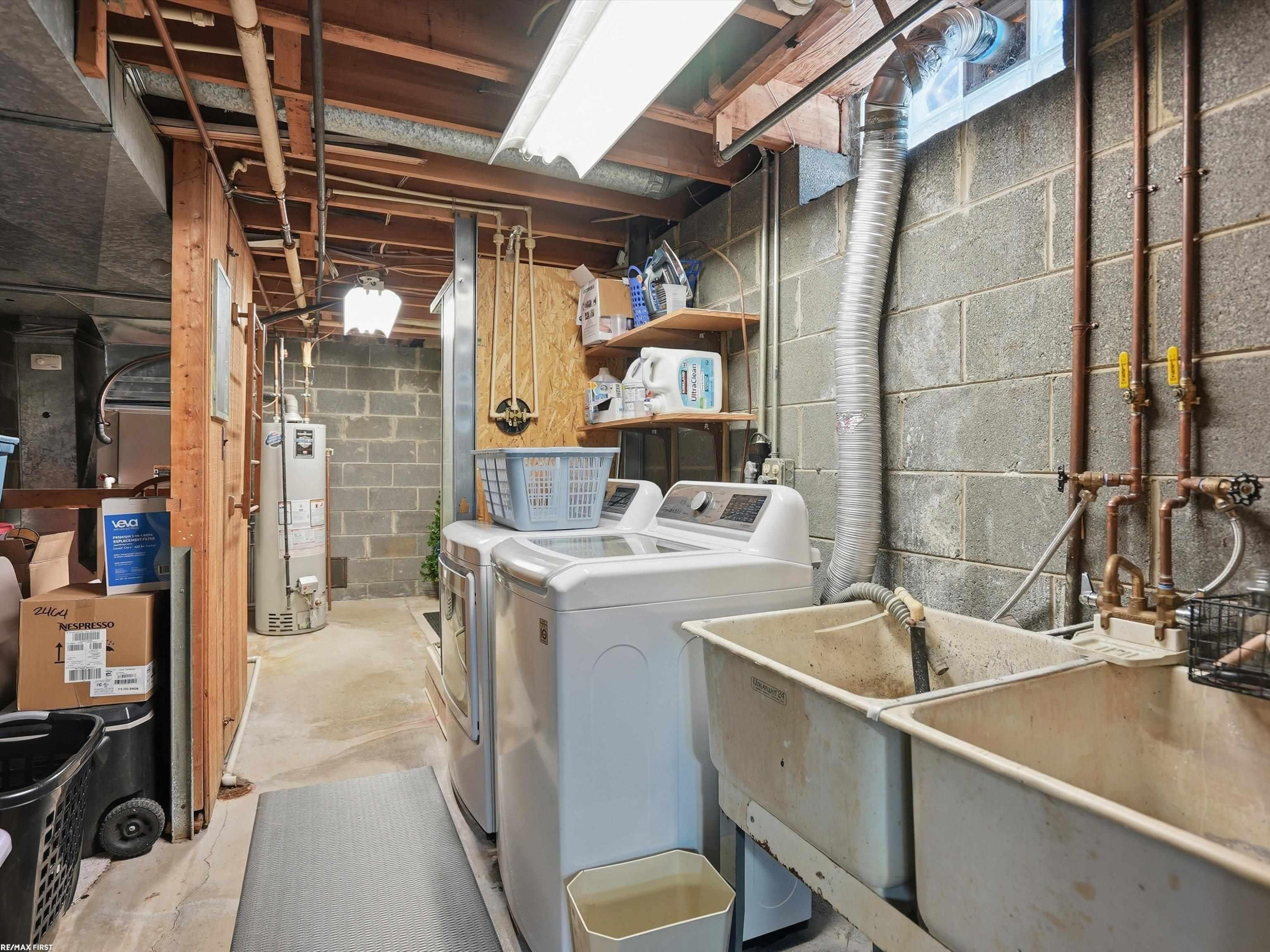 4112 Thorney Drive, Utica, MI 48316 — Photo 36