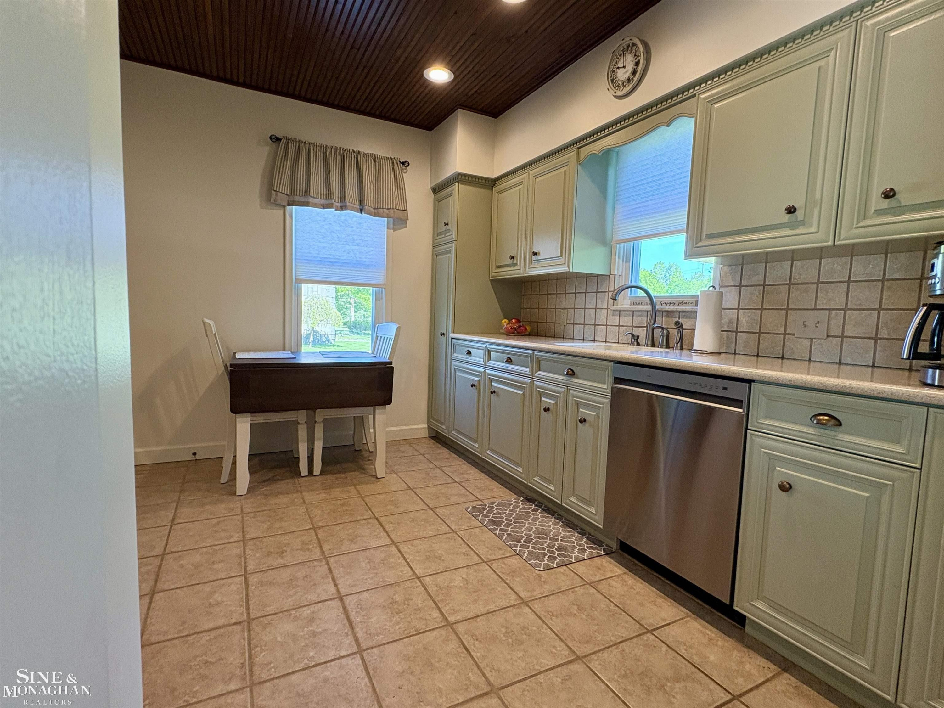6281 Lindsey Road, MI — Photo 5