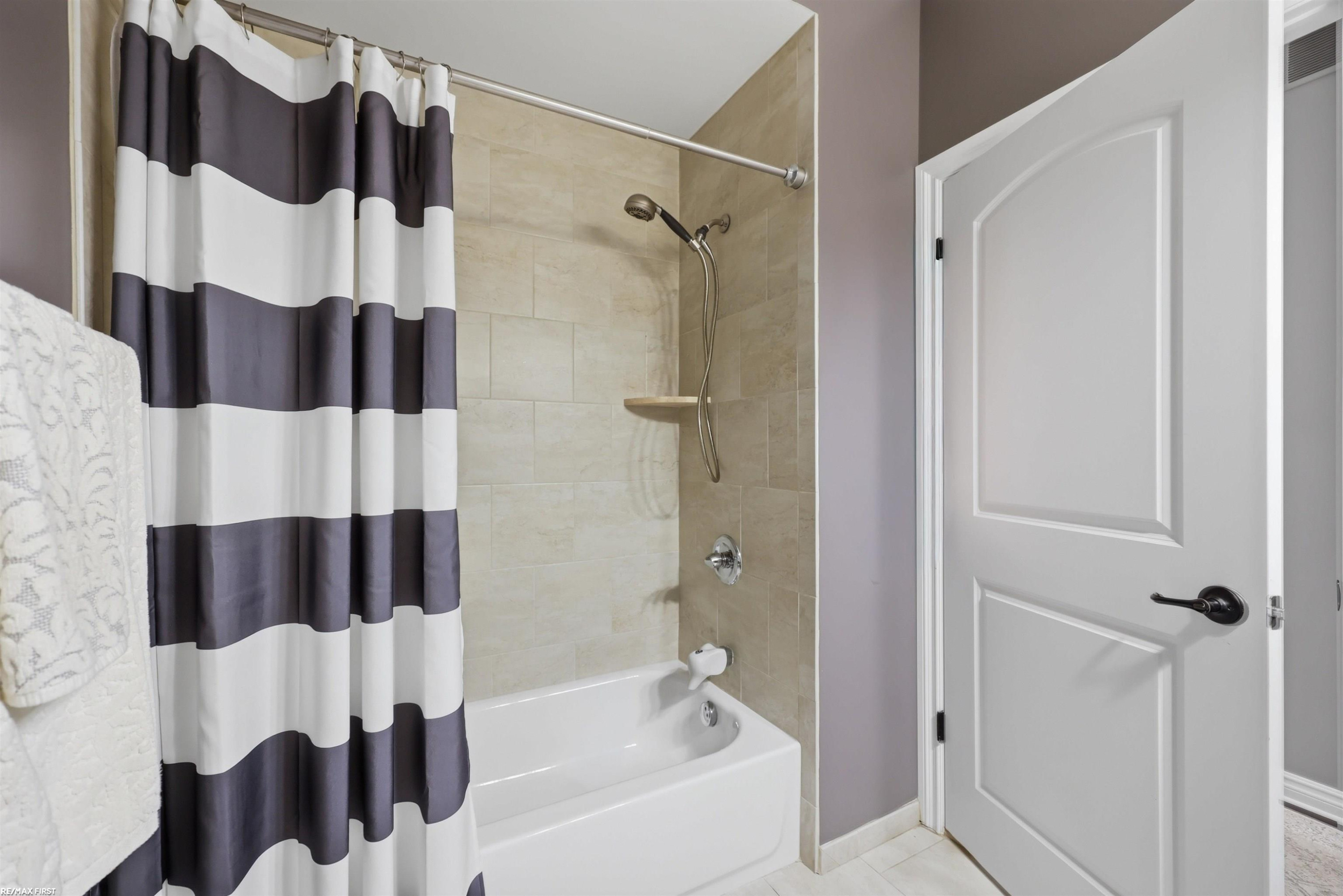 22350 Brantingham Road, Macomb, MI 48044 — Photo 31