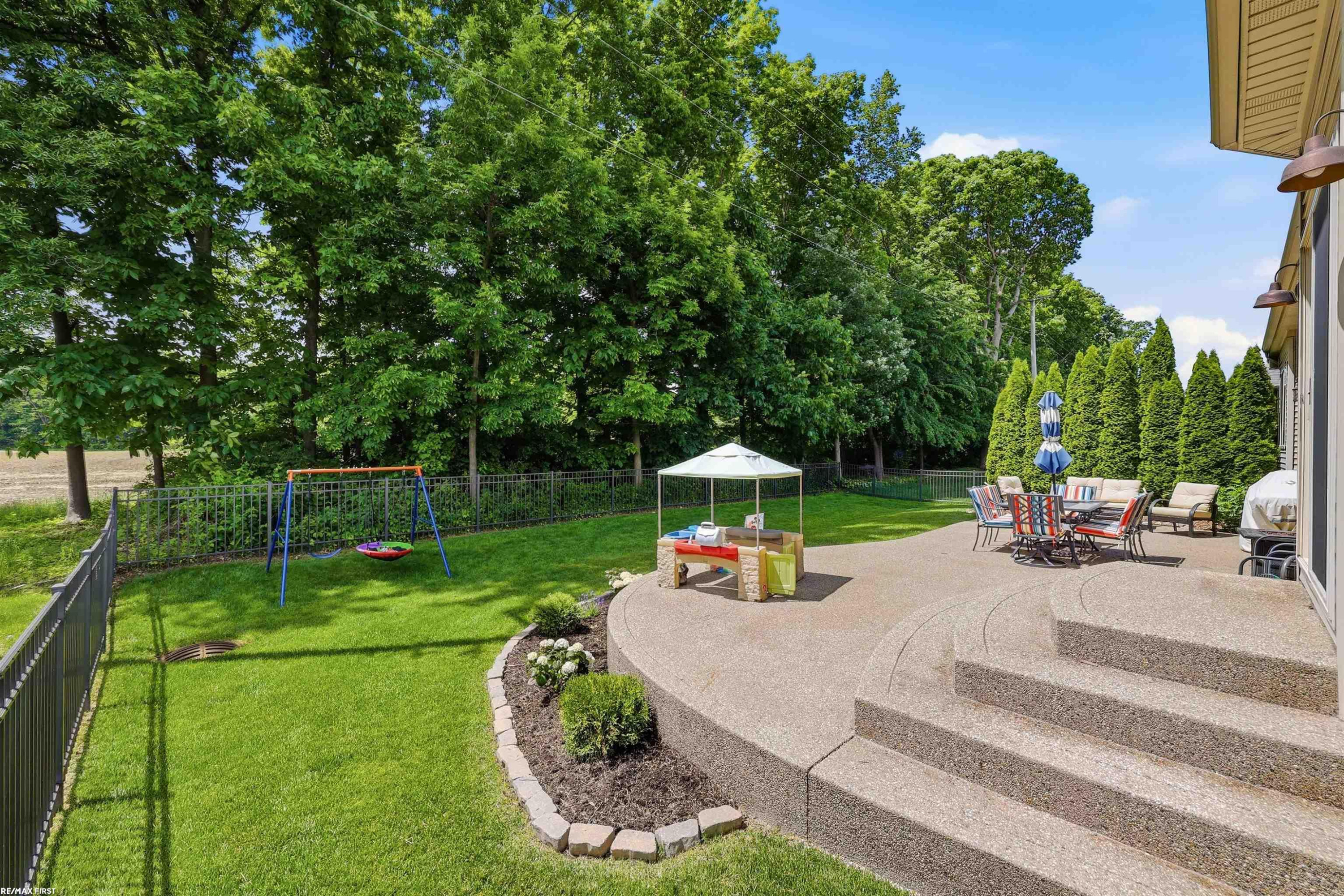 22350 Brantingham Road, Macomb, MI 48044 — Photo 54