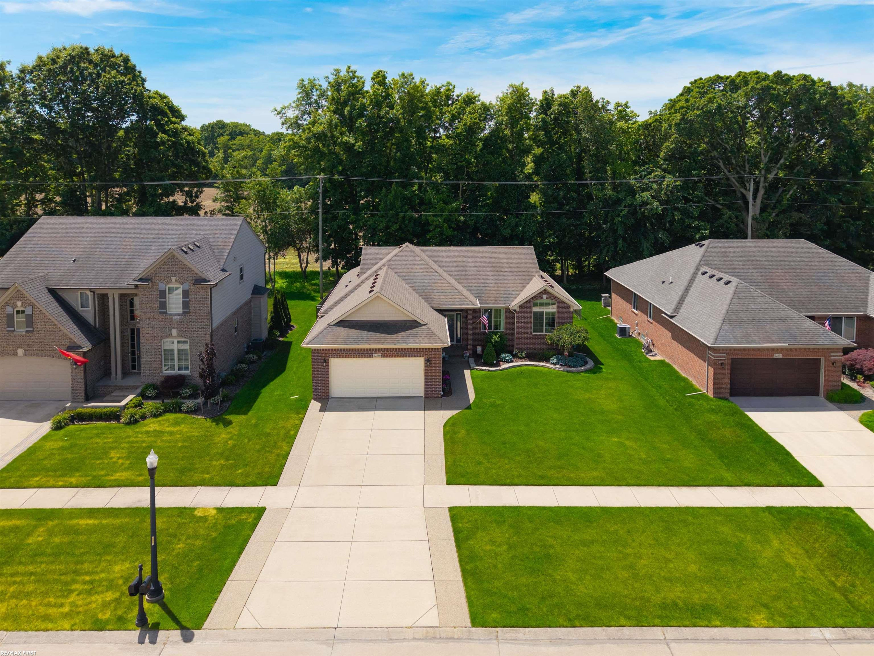 22350 Brantingham Road, Macomb, MI 48044 — Photo 56