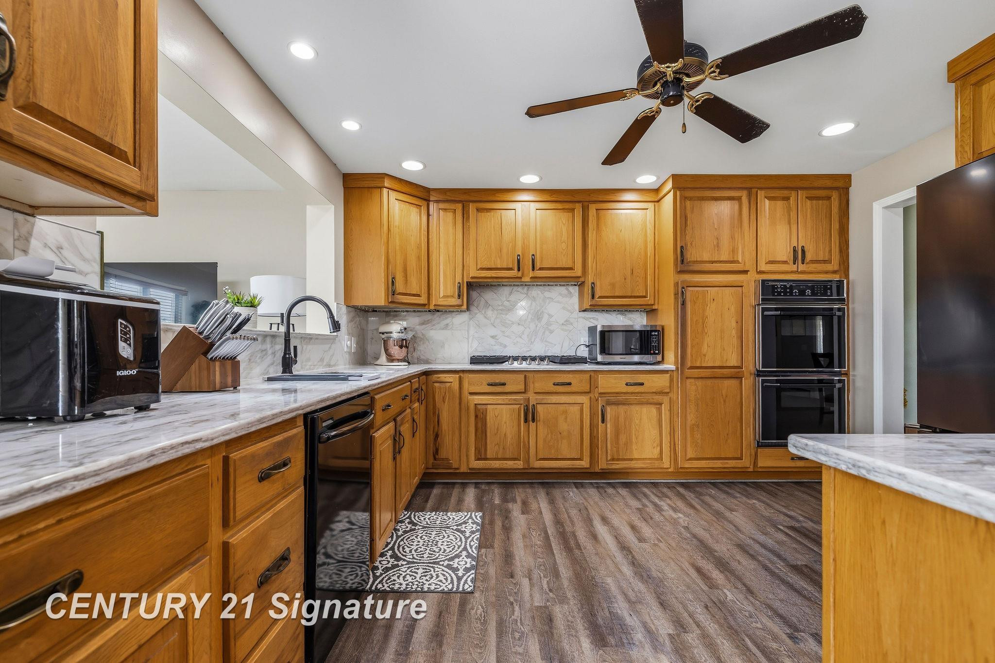 4743 Century Drive, Saginaw, MI 48638 — Photo 5