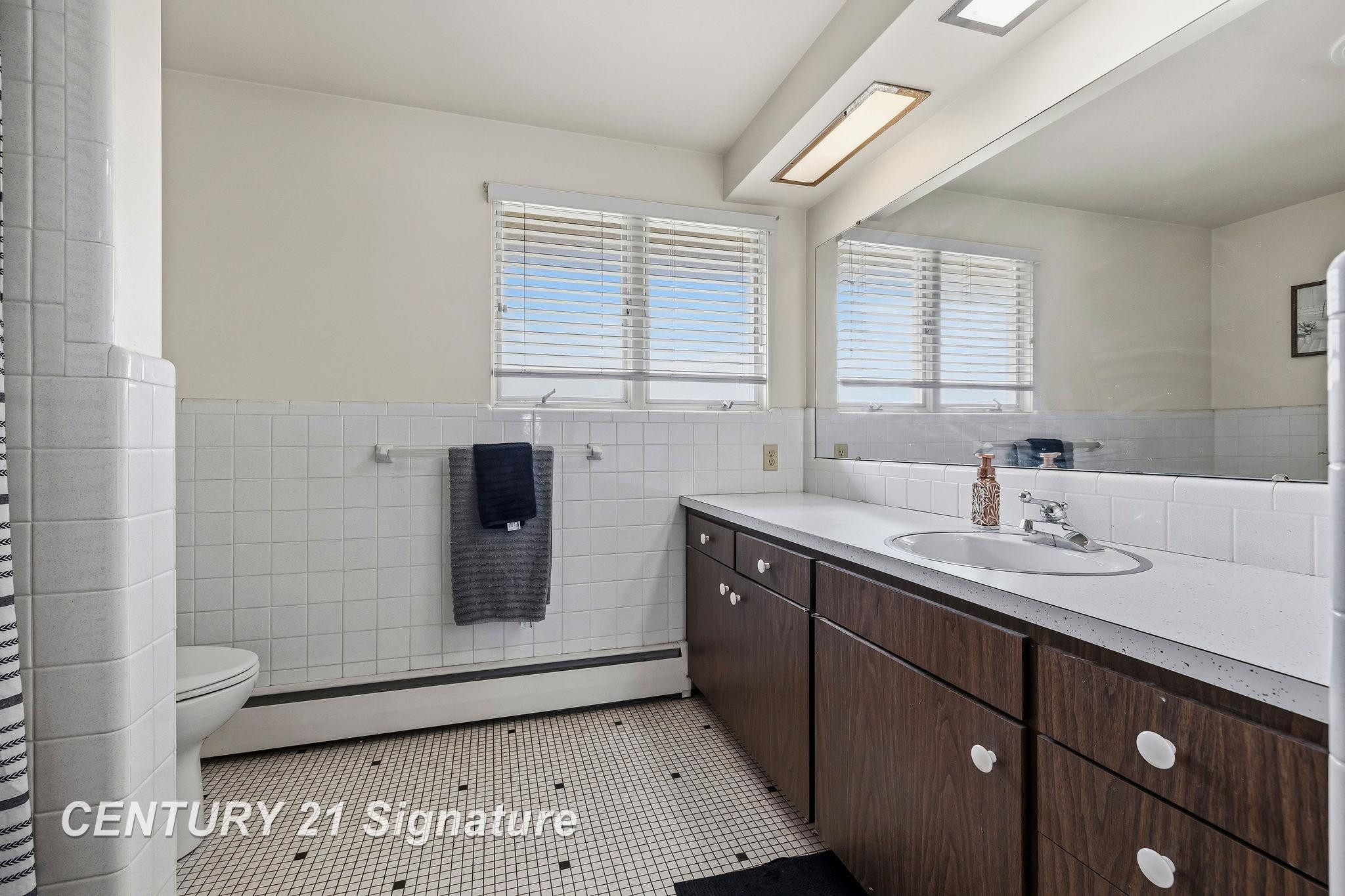 4743 Century Drive, Saginaw, MI 48638 — Photo 30