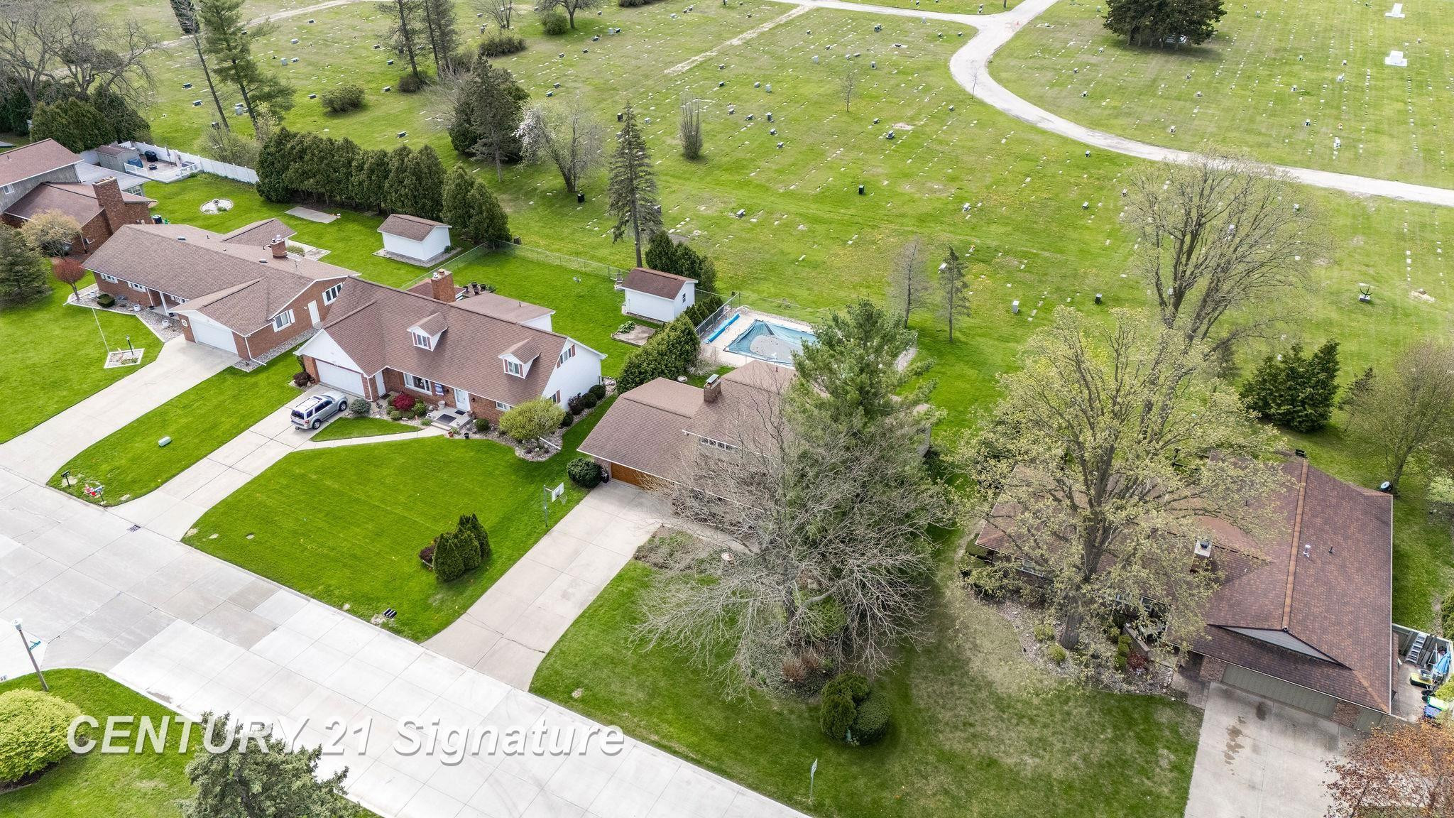 4743 Century Drive, Saginaw, MI 48638 — Photo 44