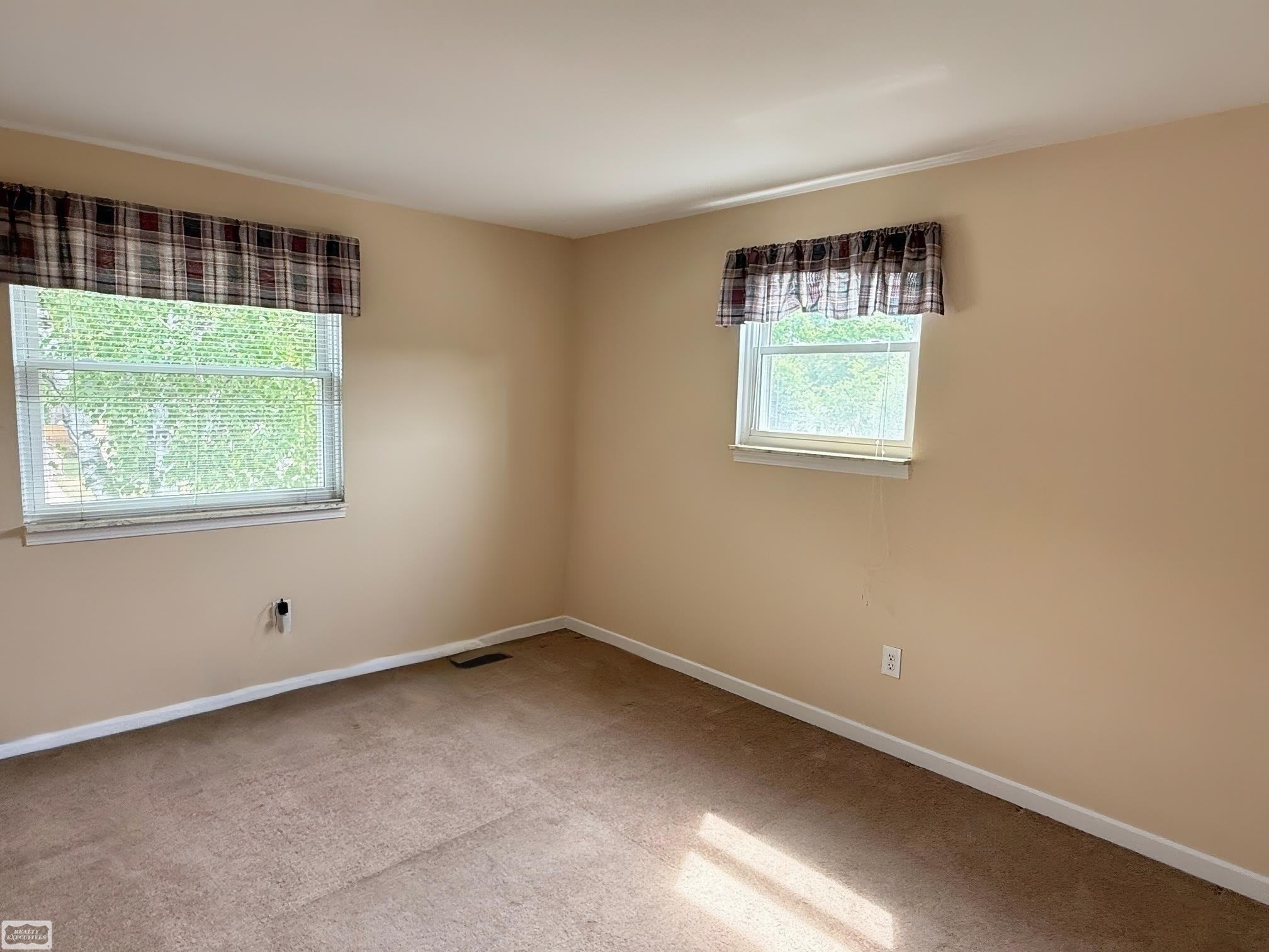 50467 Peggy Lane, Chesterfield, MI 48047 — Photo 21