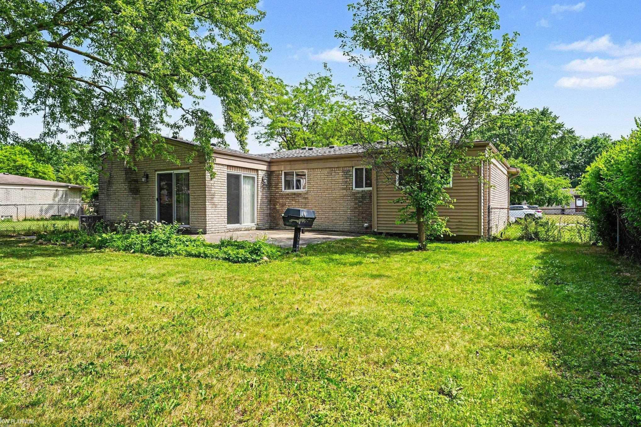 5233 Plymouth Street, Sterling Heights, MI 48310 — Photo 15