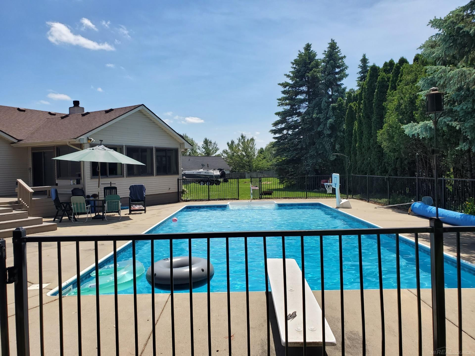 9764 Annabelle Court, South Lyon, MI 48178 — Photo 27