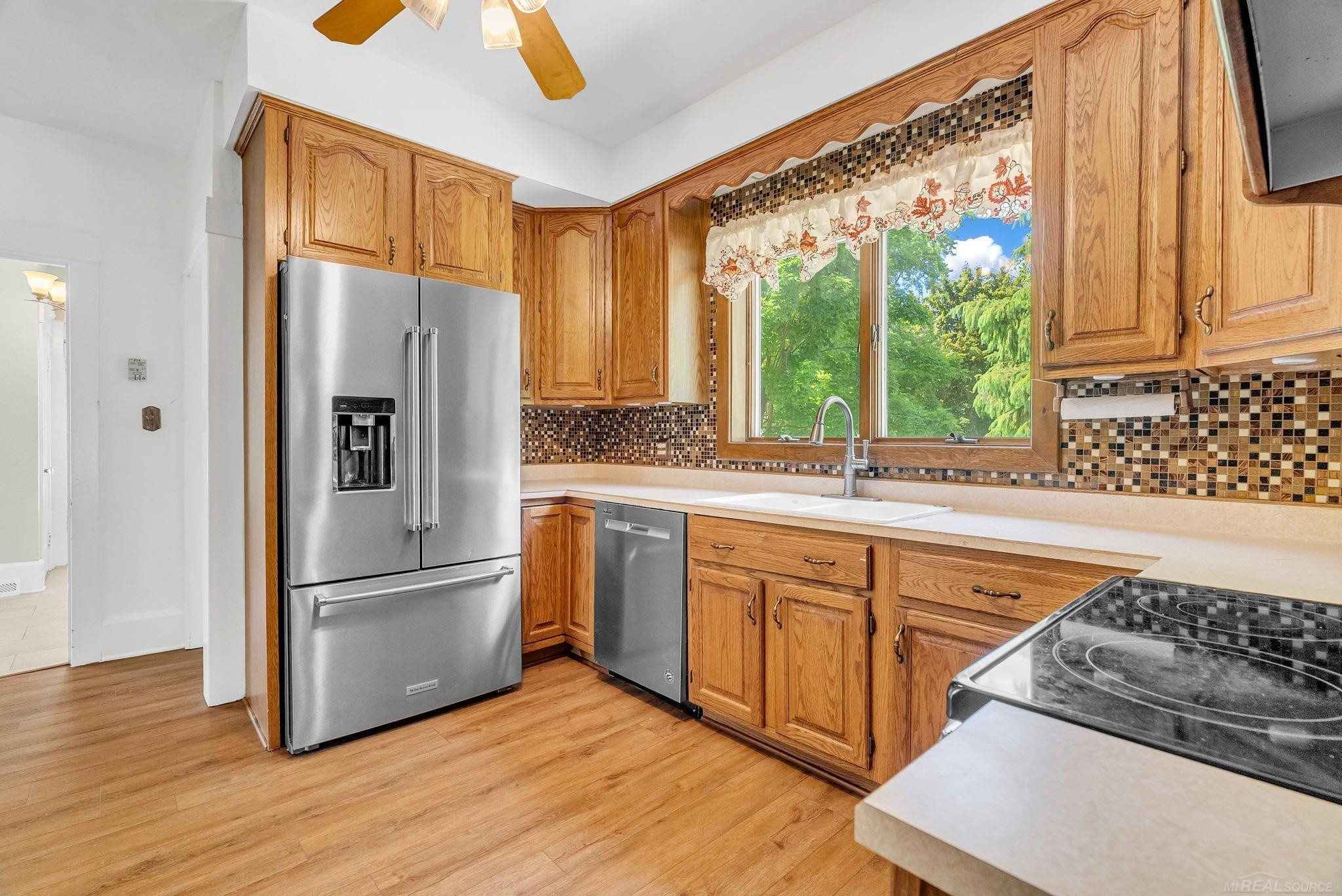 222 N Howard Avenue, Croswell, MI 48422 — Photo 17