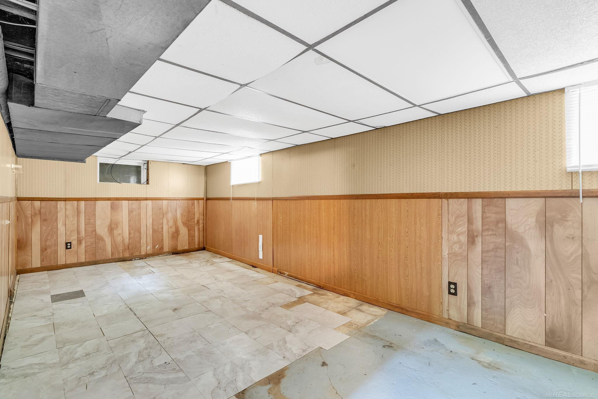 222 N Howard Avenue, Croswell, MI 48422 — Photo 37