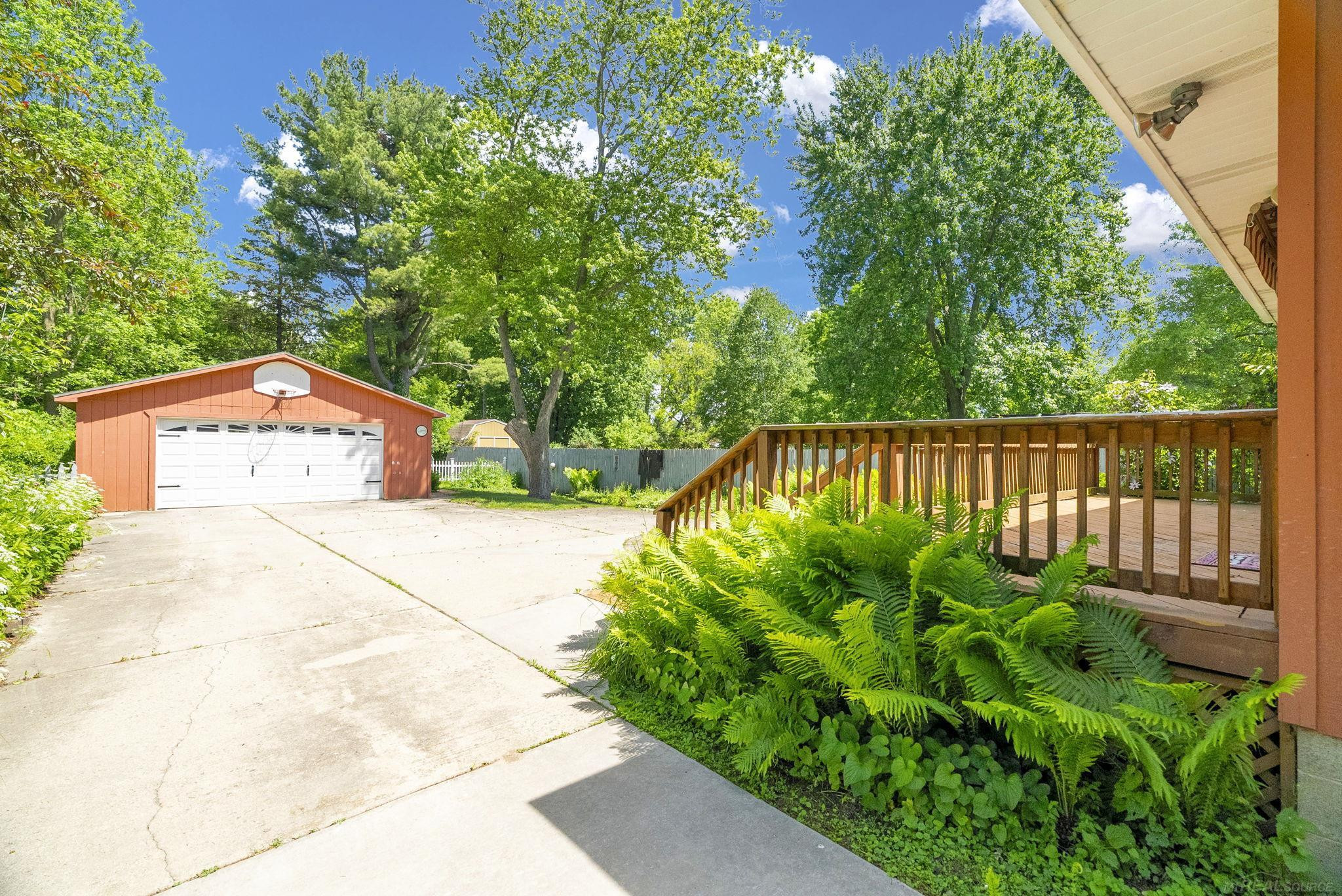 222 N Howard Avenue, Croswell, MI 48422 — Photo 39