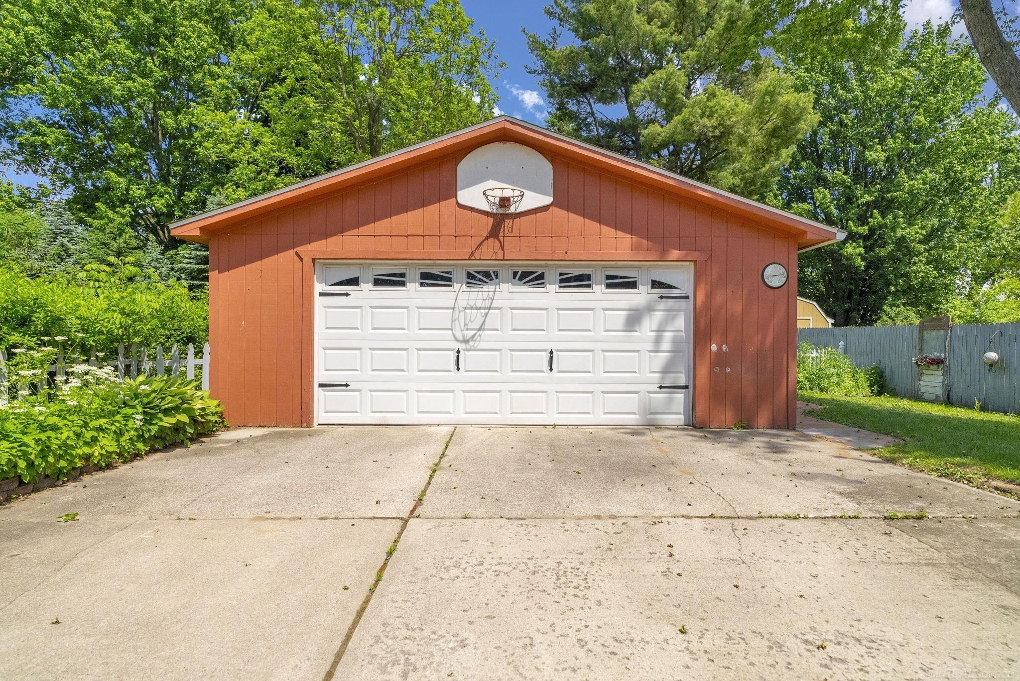 222 N Howard Avenue, Croswell, MI 48422 — Photo 47