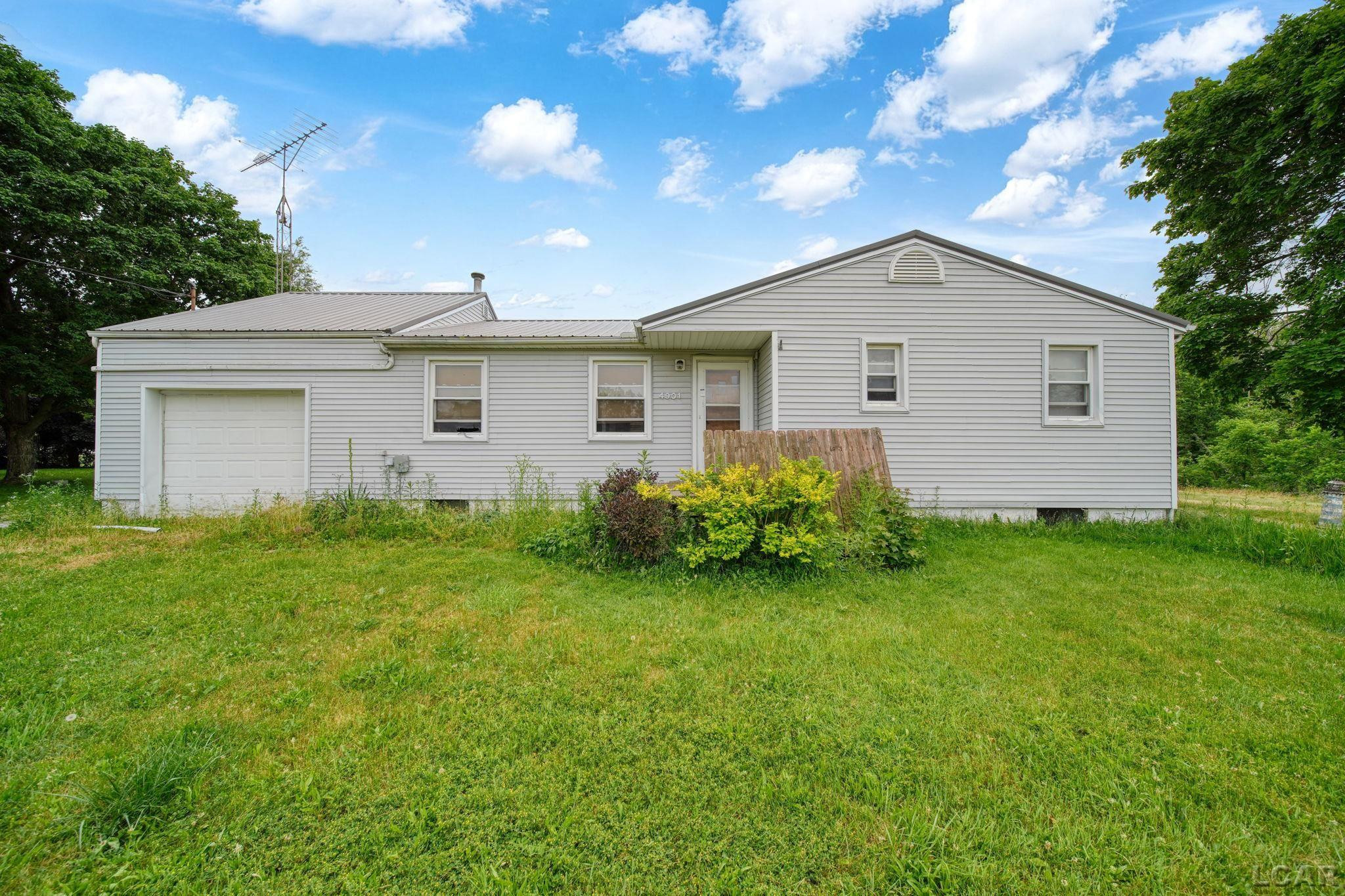 4901 E Weston Road, Blissfield, MI