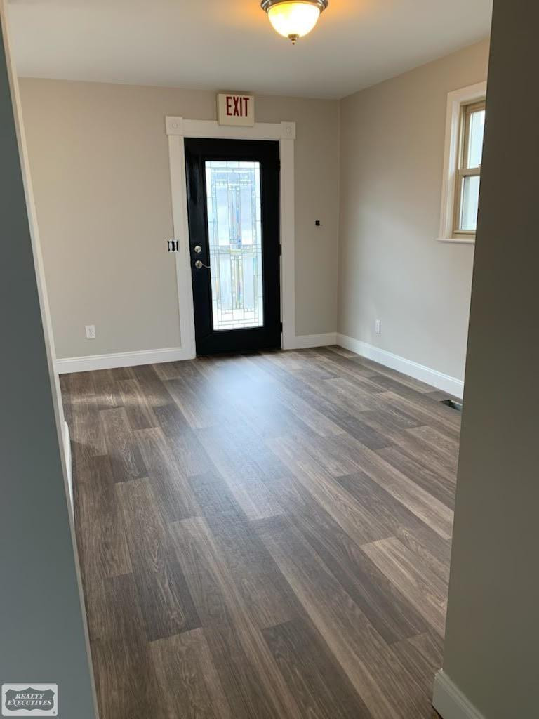 143 W Saint Clair Street, MI 48065 — Photo 4