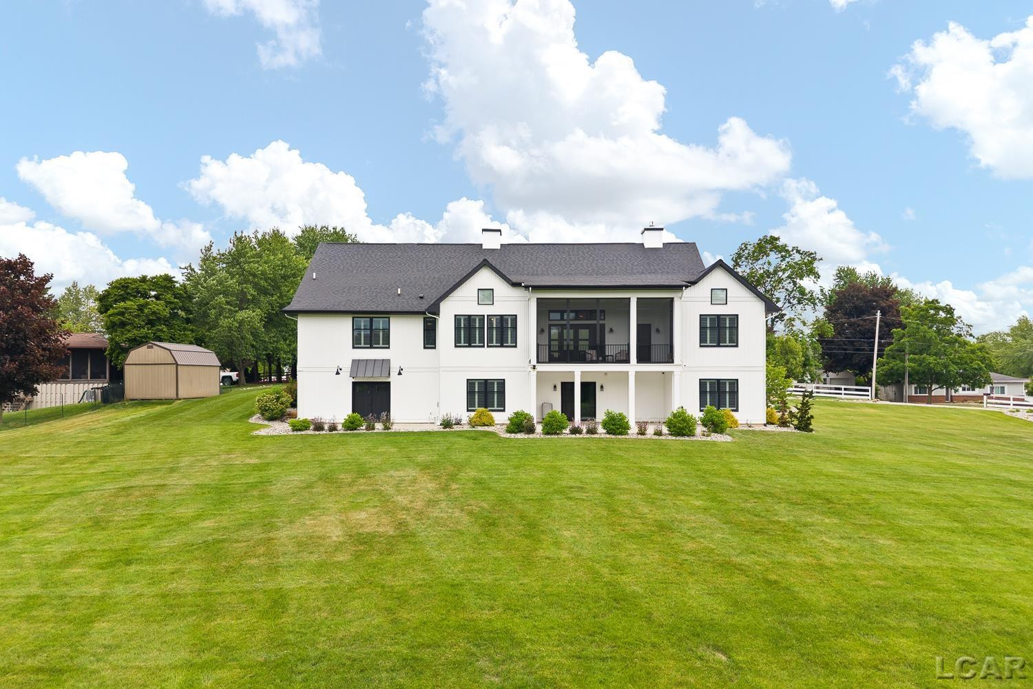 575 Budlong Street, Adrian, MI 49221 — Photo 5