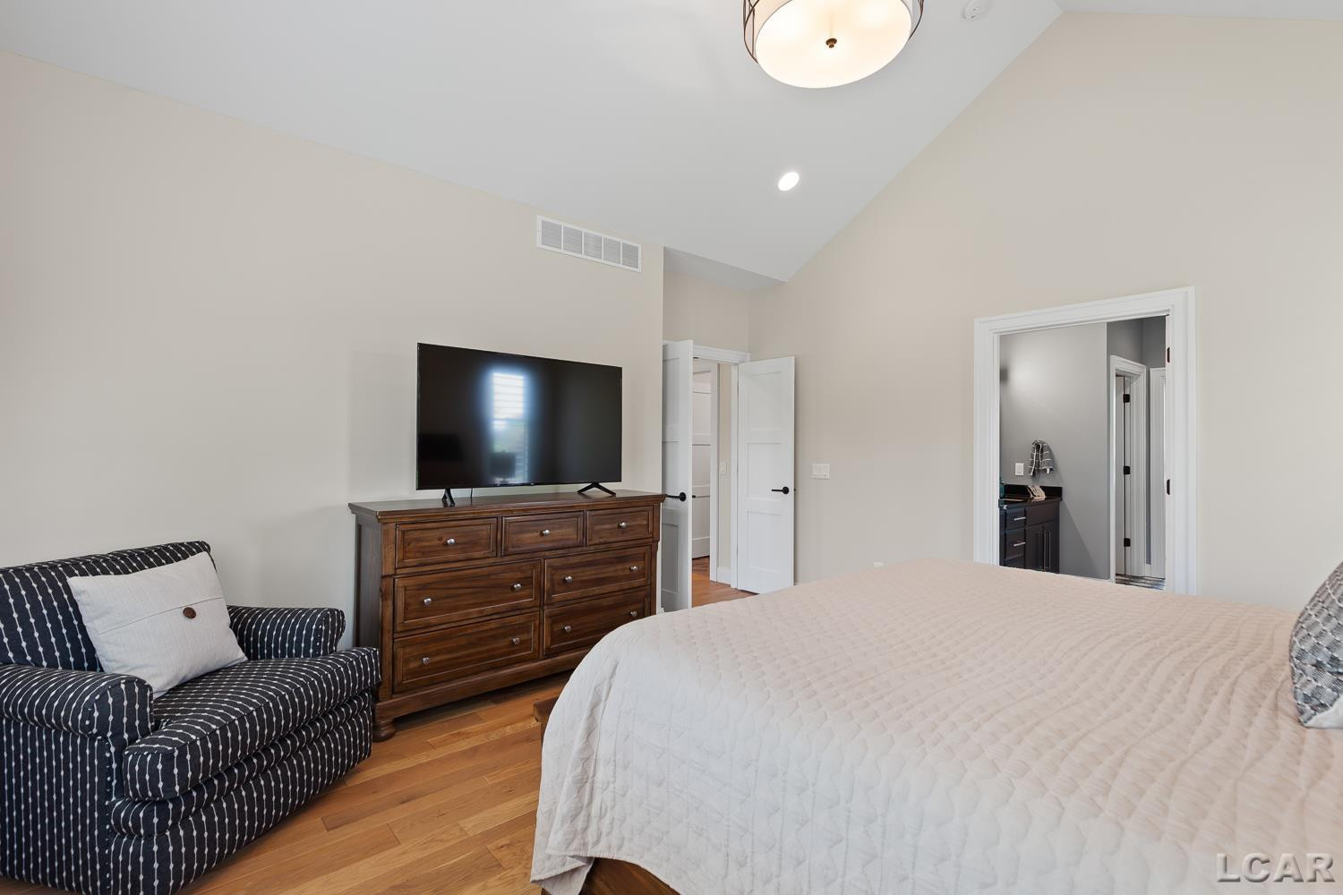 575 Budlong Street, Adrian, MI 49221 — Photo 36