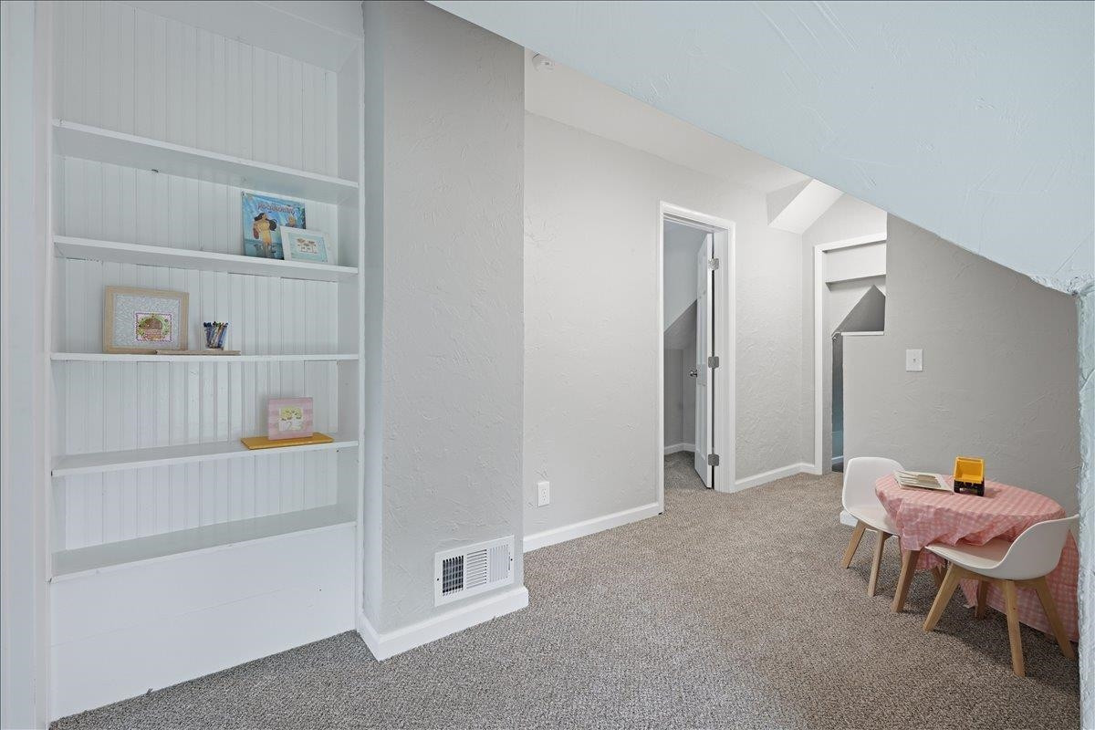 6456 W Court Street, Flint, MI 48532 — Photo 32