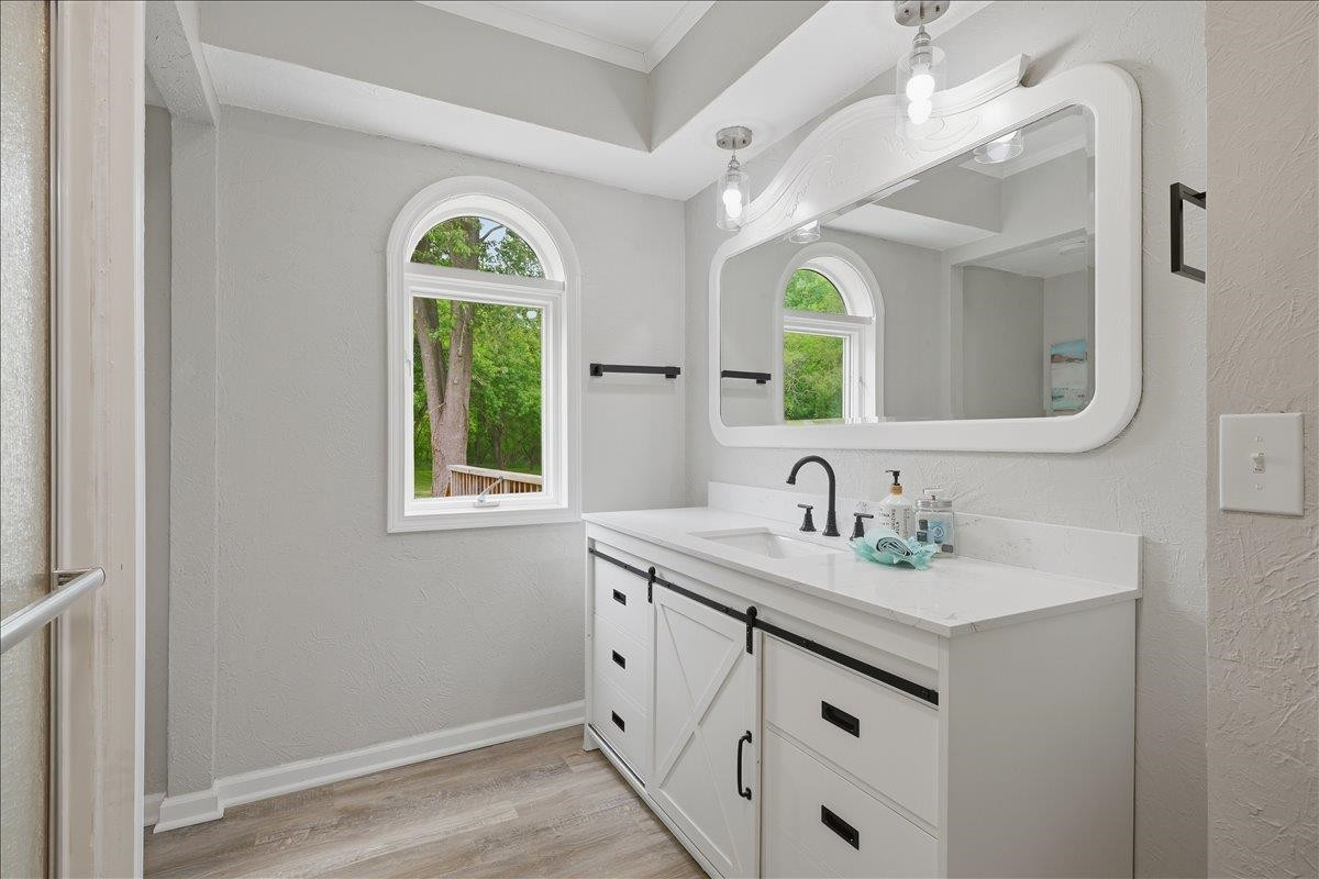 6456 W Court Street, Flint, MI 48532 — Photo 33