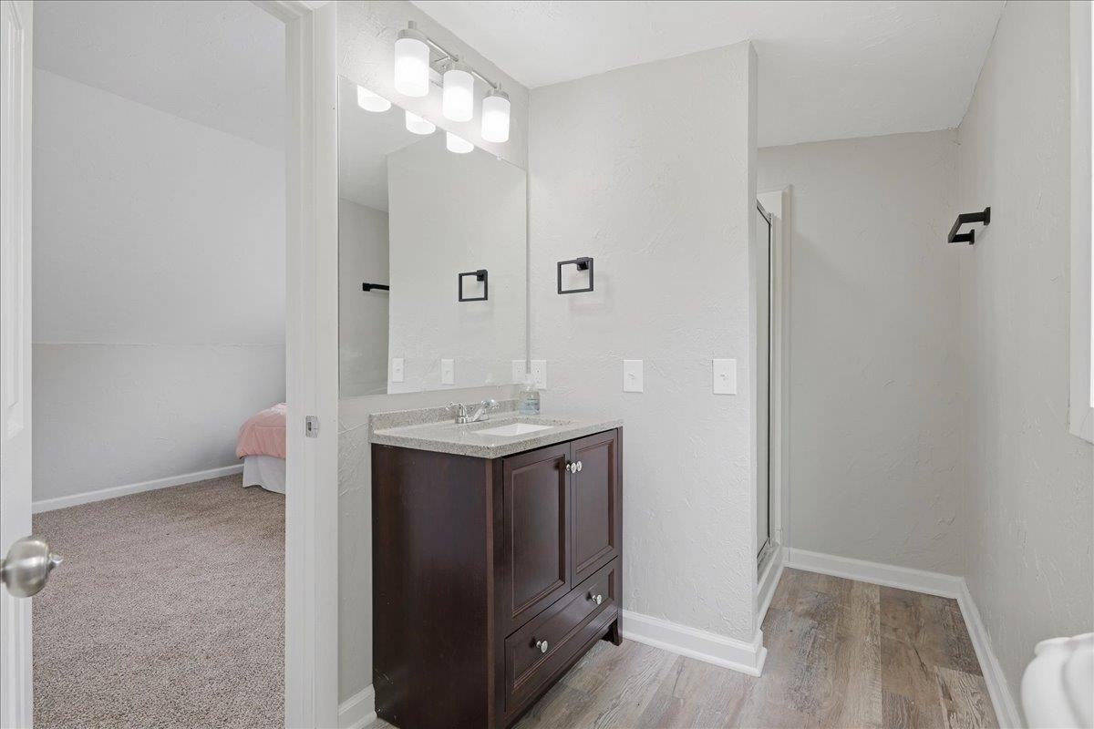 6456 W Court Street, Flint, MI 48532 — Photo 35