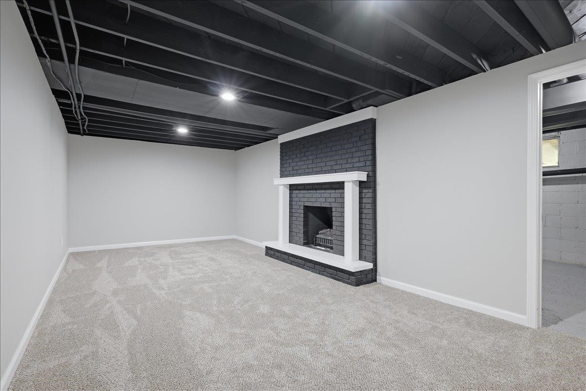 6456 W Court Street, Flint, MI 48532 — Photo 39