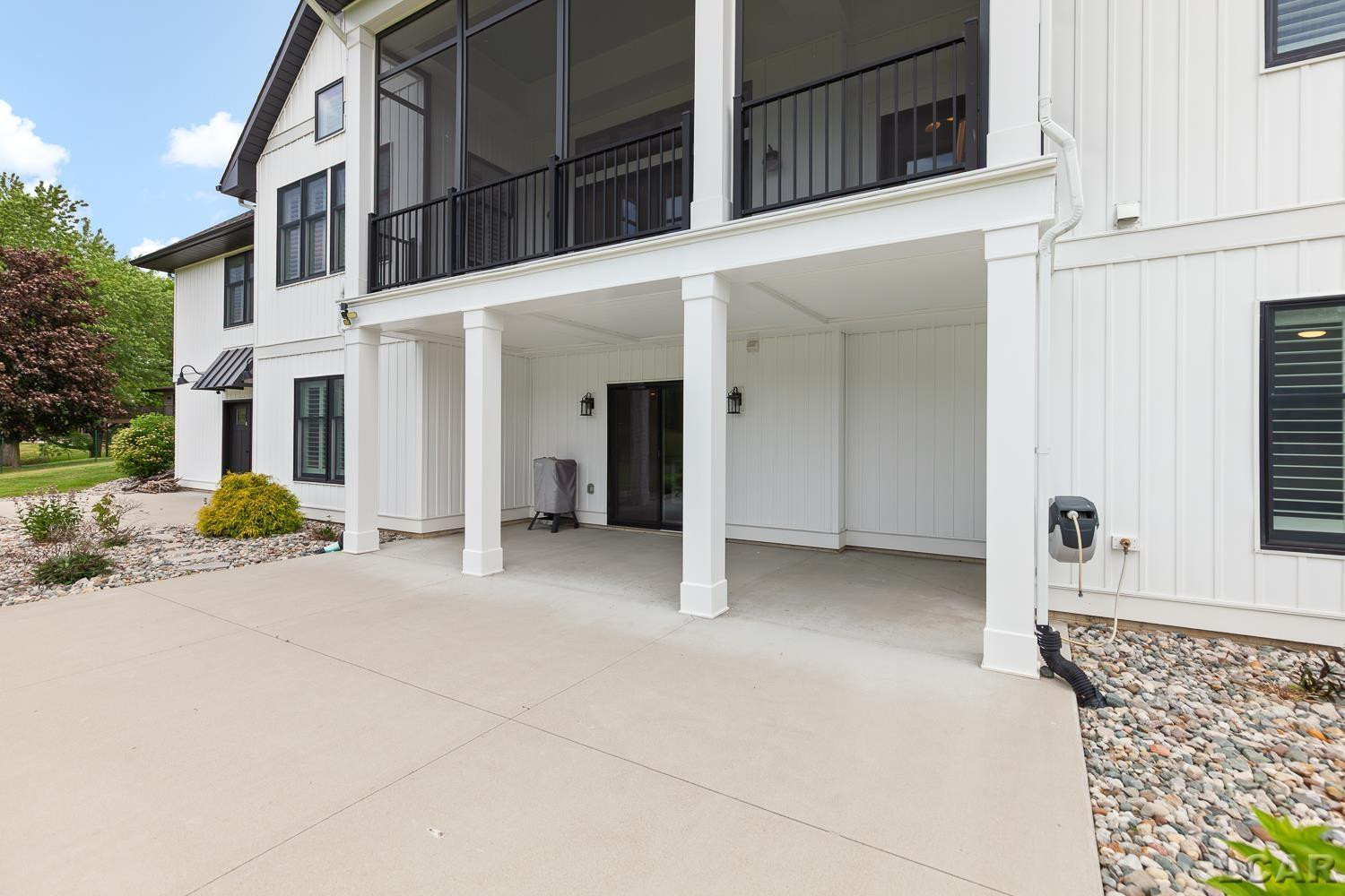 575 Budlong Street, Adrian, MI 49221 — Photo 61