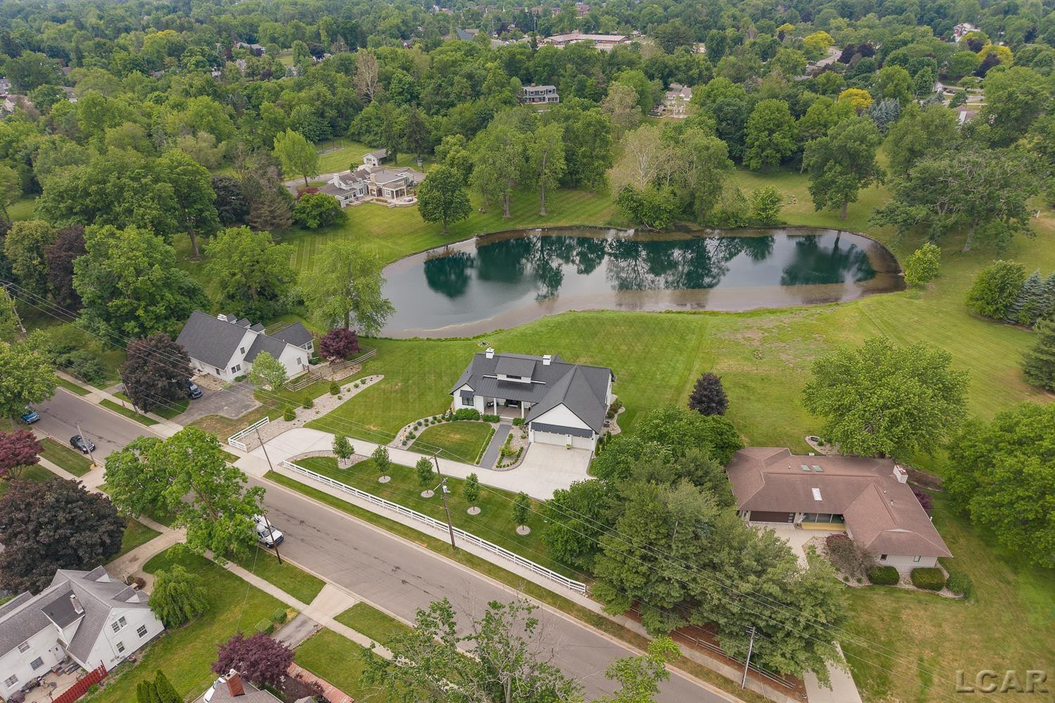 575 Budlong Street, Adrian, MI 49221 — Photo 66