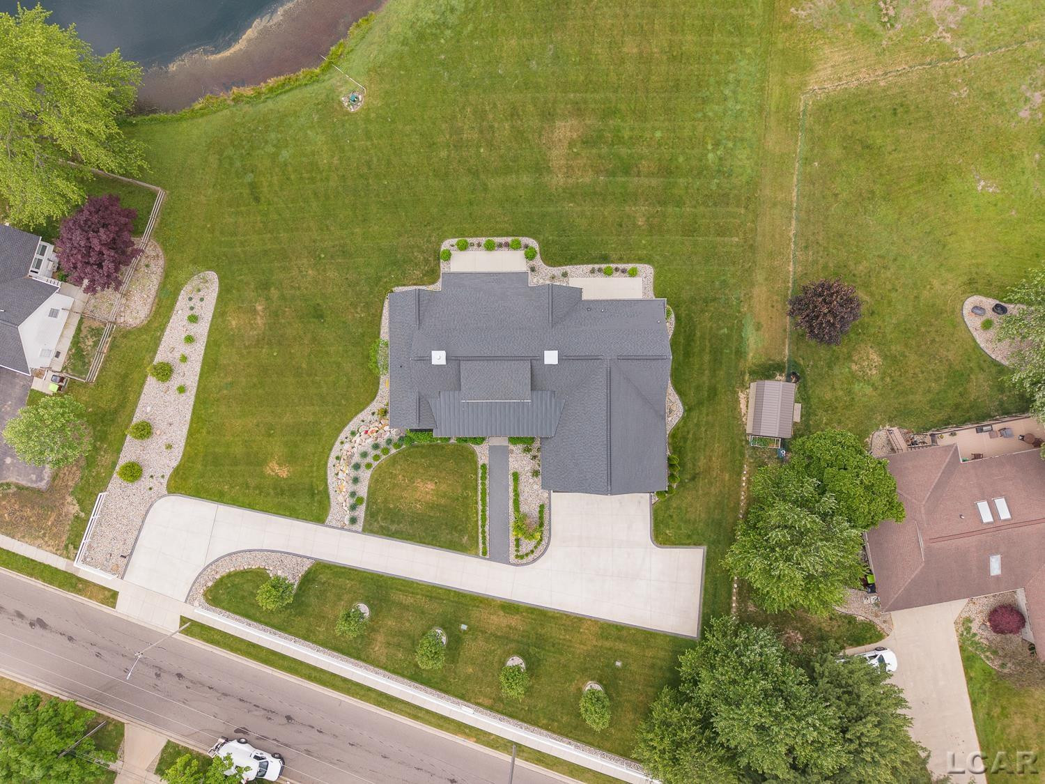575 Budlong Street, Adrian, MI 49221 — Photo 67