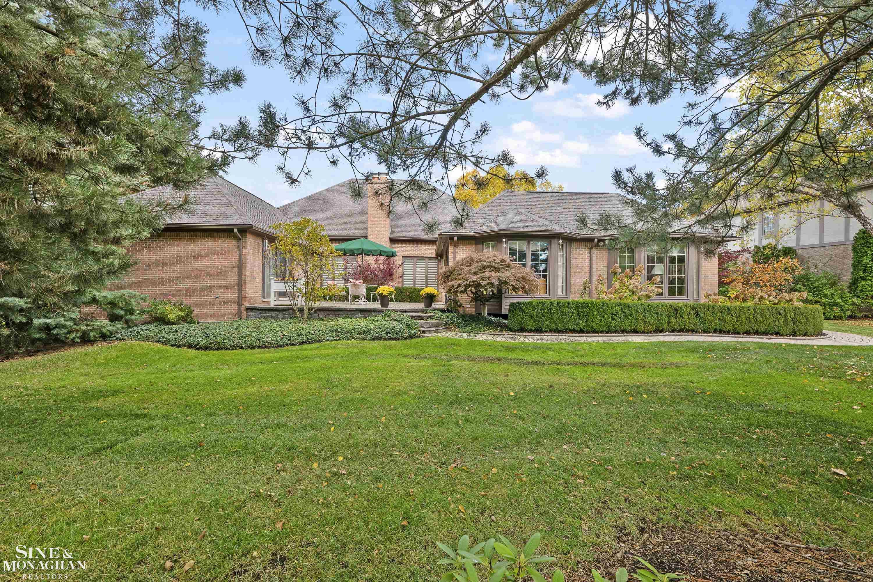 1126 Ridgeway Drive, Rochester, MI 48307 — Photo 3