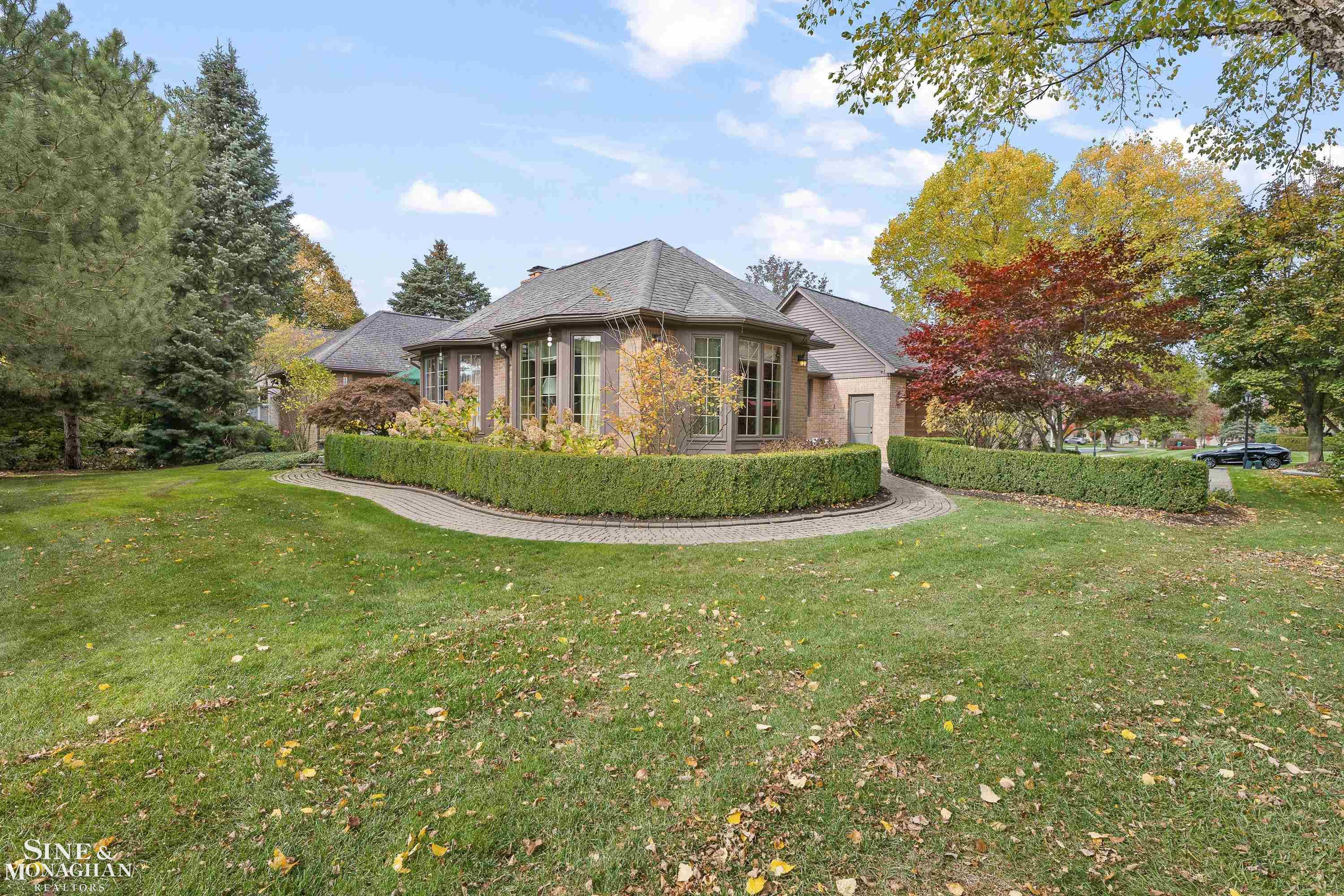 1126 Ridgeway Drive, Rochester, MI 48307 — Photo 8