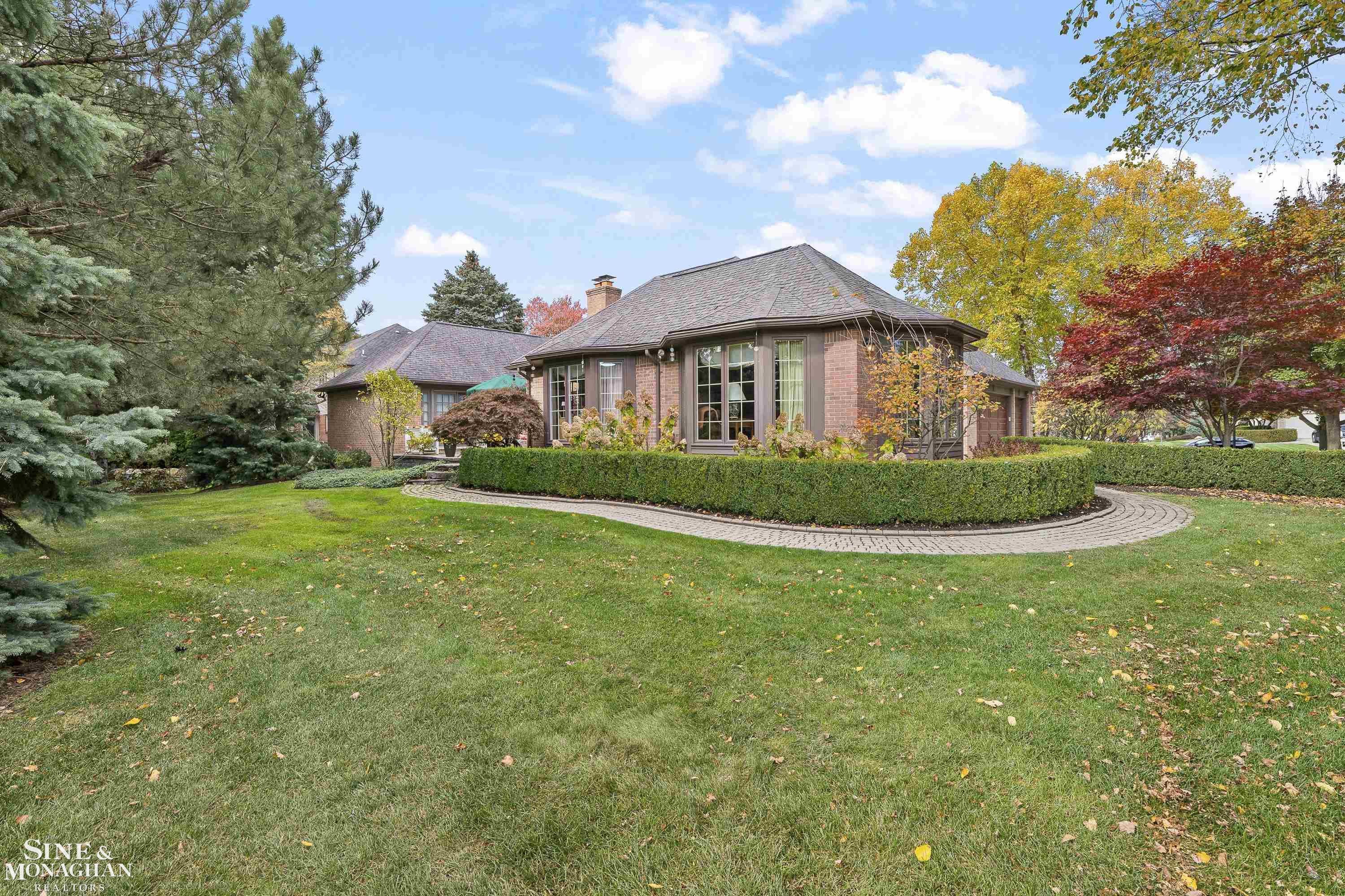 1126 Ridgeway Drive, Rochester, MI 48307 — Photo 9