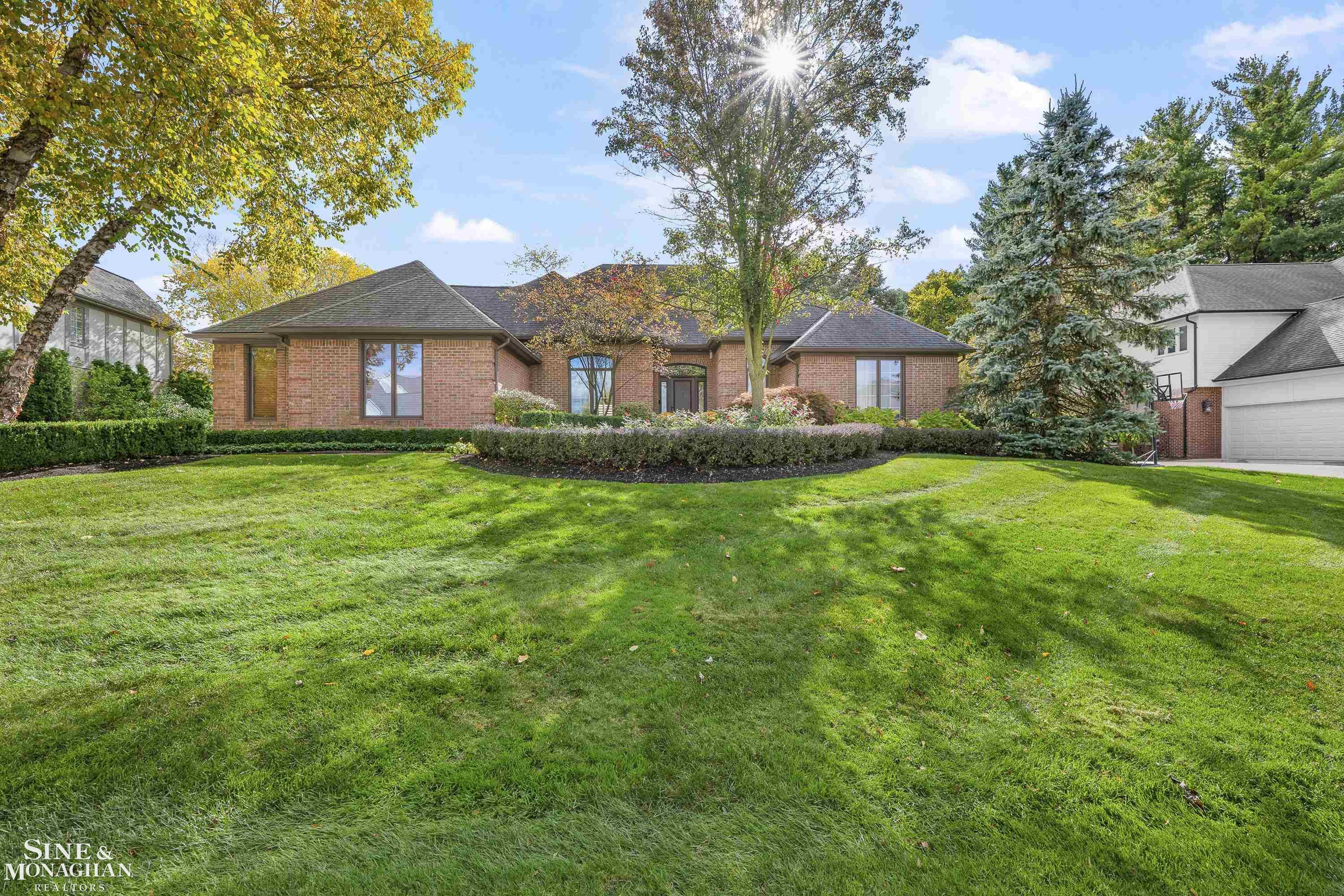 1126 Ridgeway Drive, Rochester, MI 48307 — Photo 10