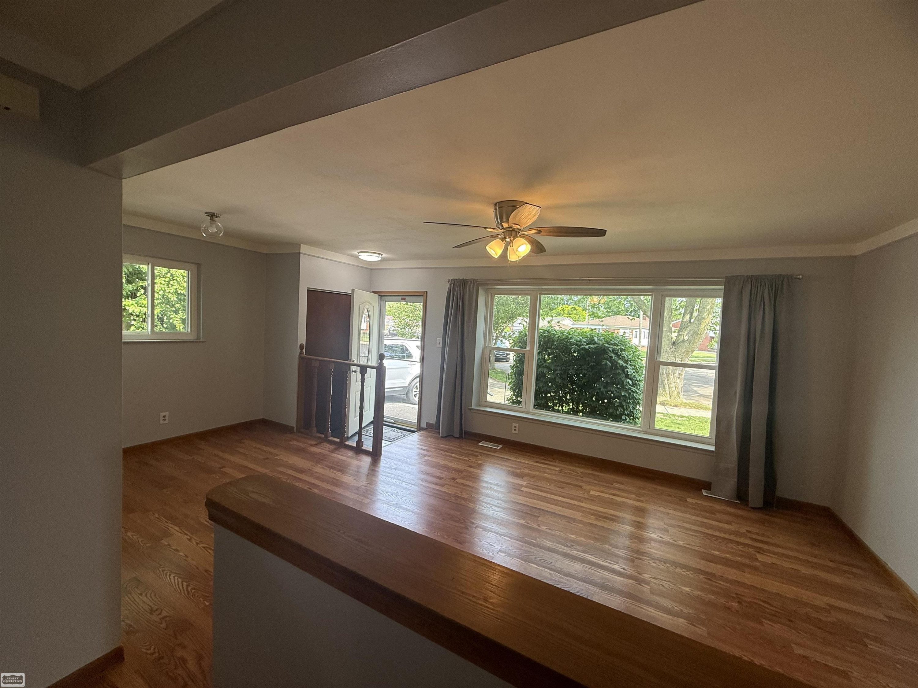 26093 La Salle Ct. Street, Roseville, MI 48066 — Photo 3